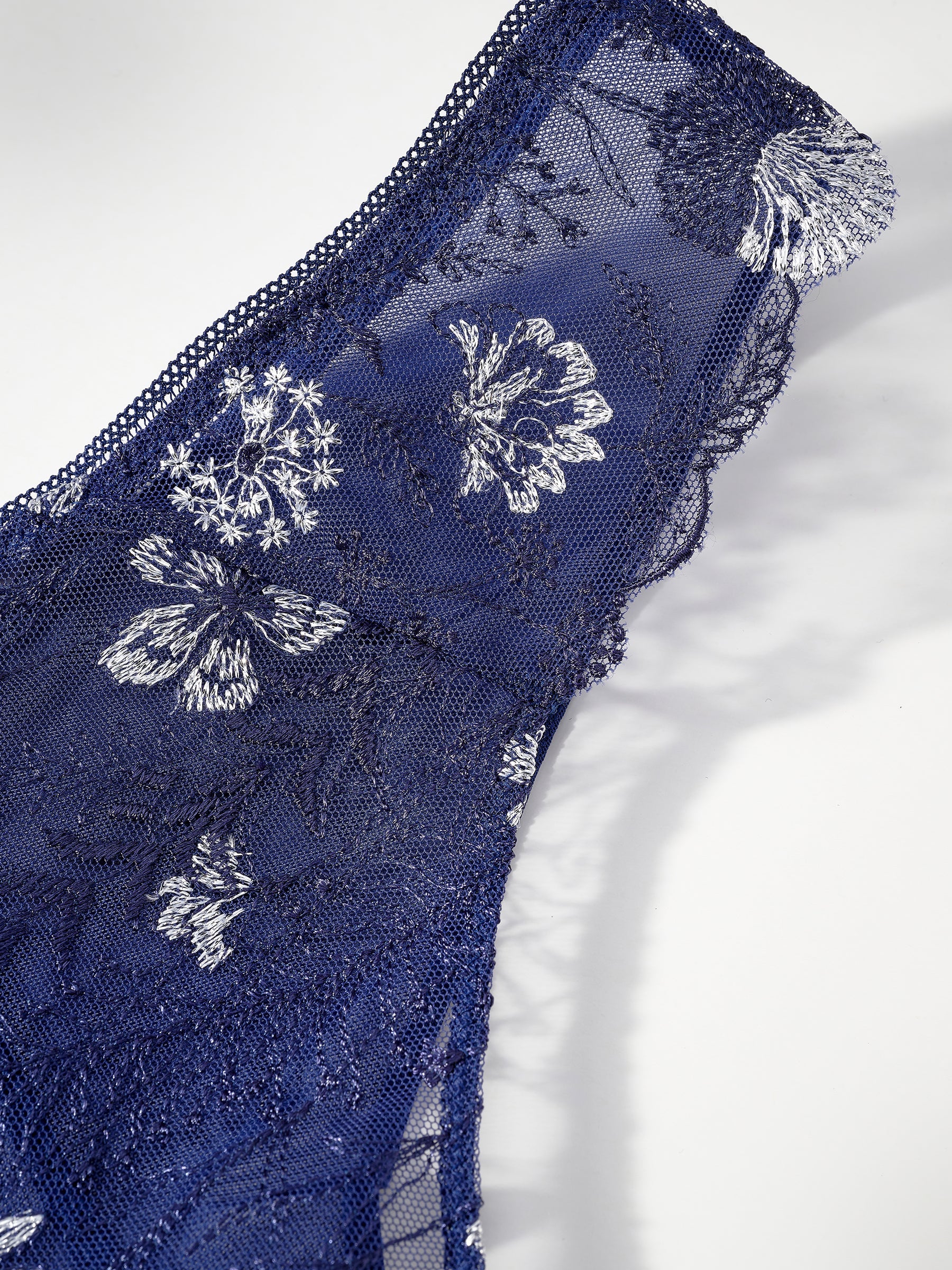 s/files/1/0855/3857/0537/files/0T021_0861_S8.jpg?v=1766379247