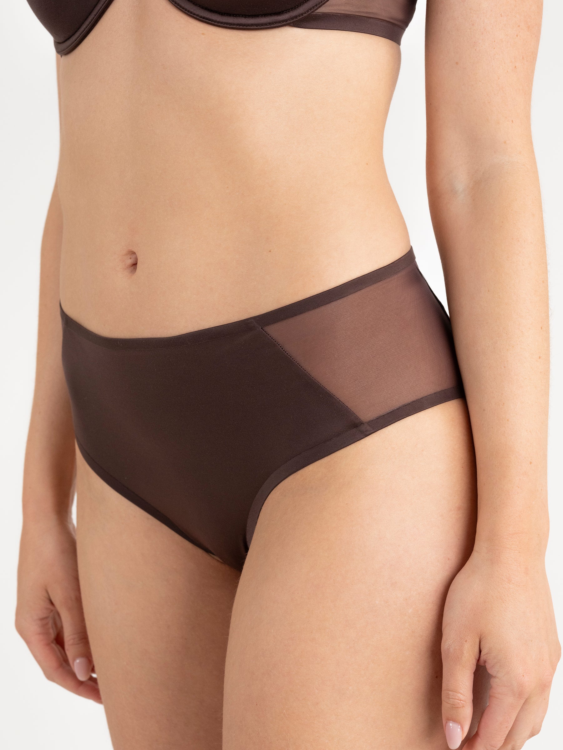 s/files/1/0855/3857/0537/files/0T025_0161_P2.jpg?v=1772345406