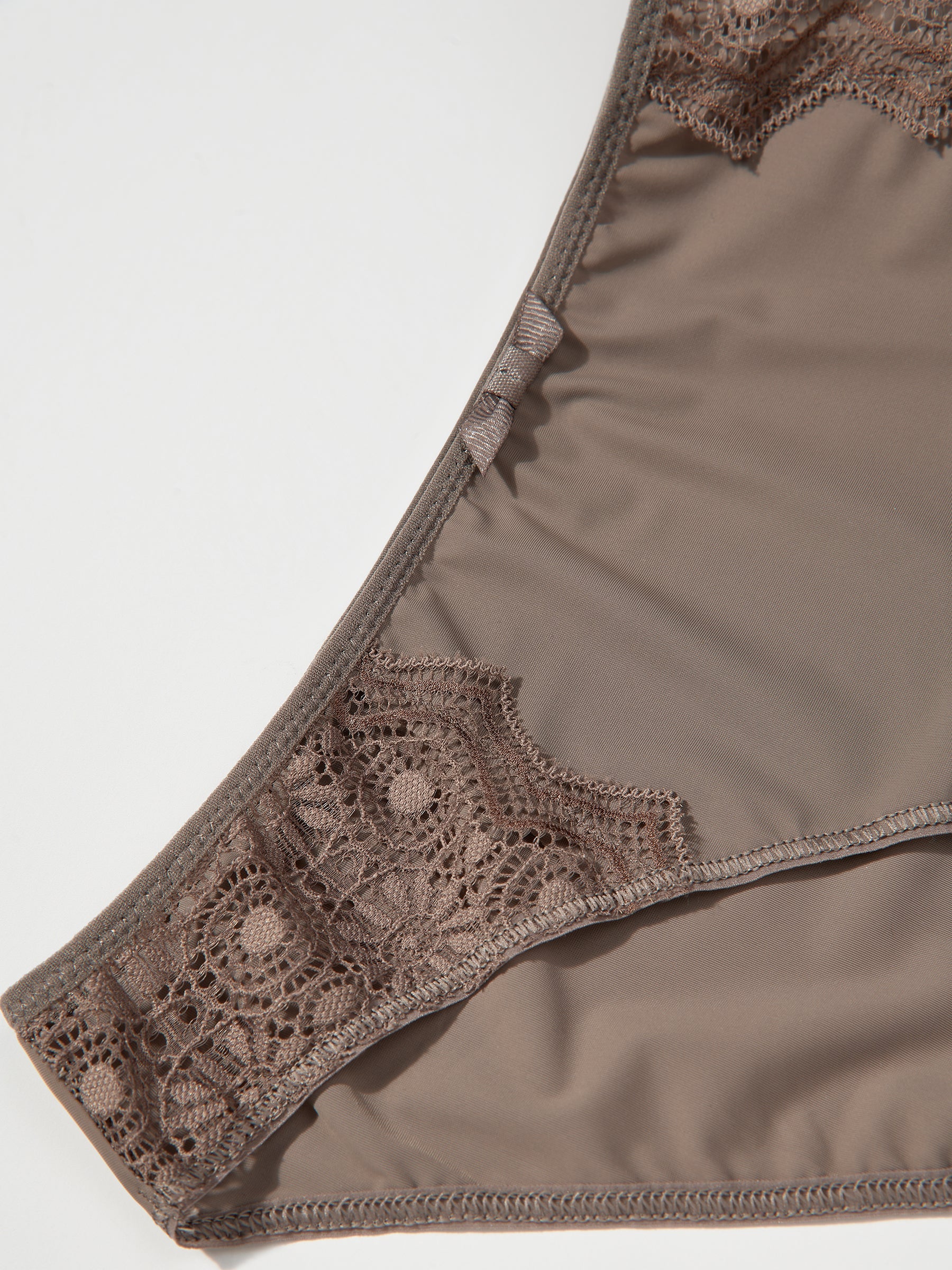 s/files/1/0855/3857/0537/files/0T116_0605_S8.jpg?v=1766973435