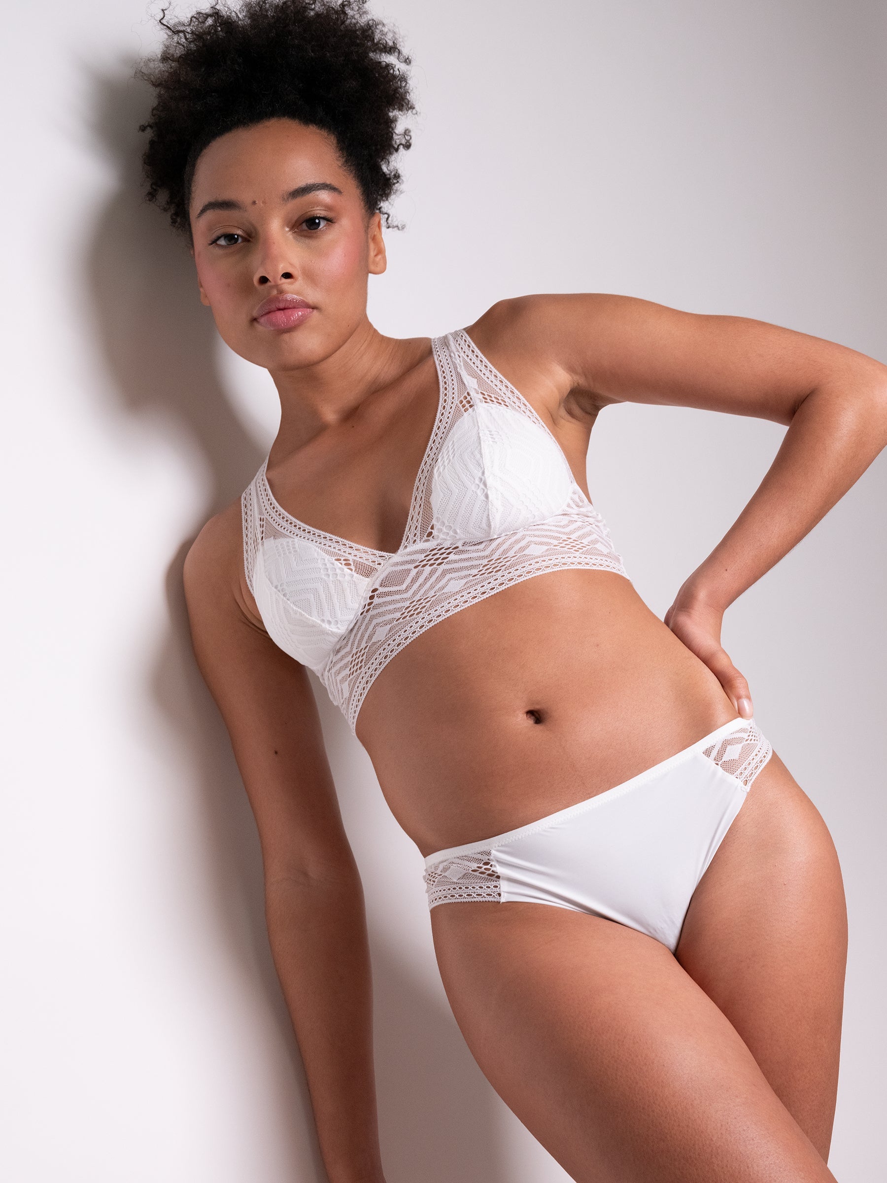 s/files/1/0855/3857/0537/files/0T412_0001_P4.jpg?v=1775043134