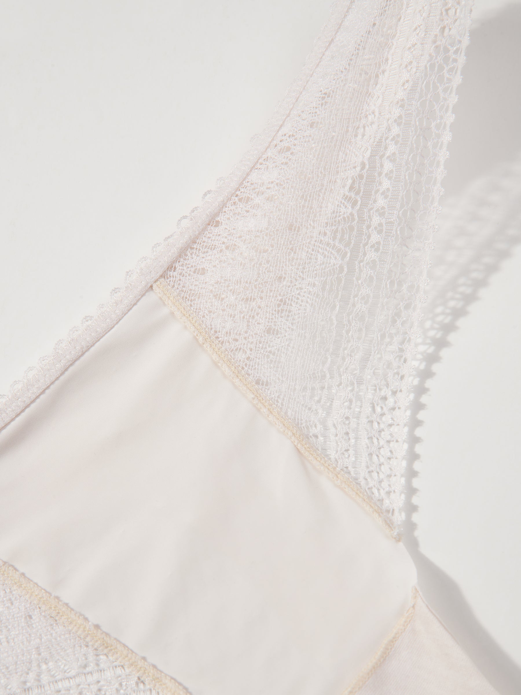 s/files/1/0855/3857/0537/files/0T419_0026_S8.jpg?v=1766162168