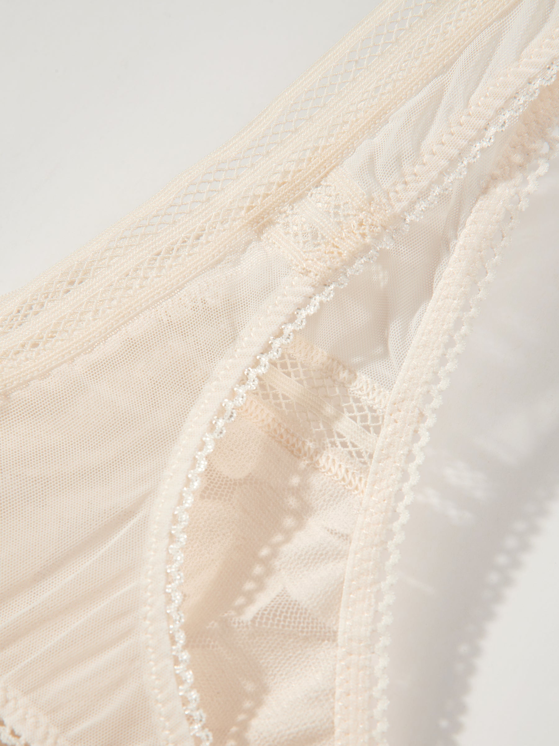 s/files/1/0855/3857/0537/files/0T420_0026_S8.jpg?v=1764592583