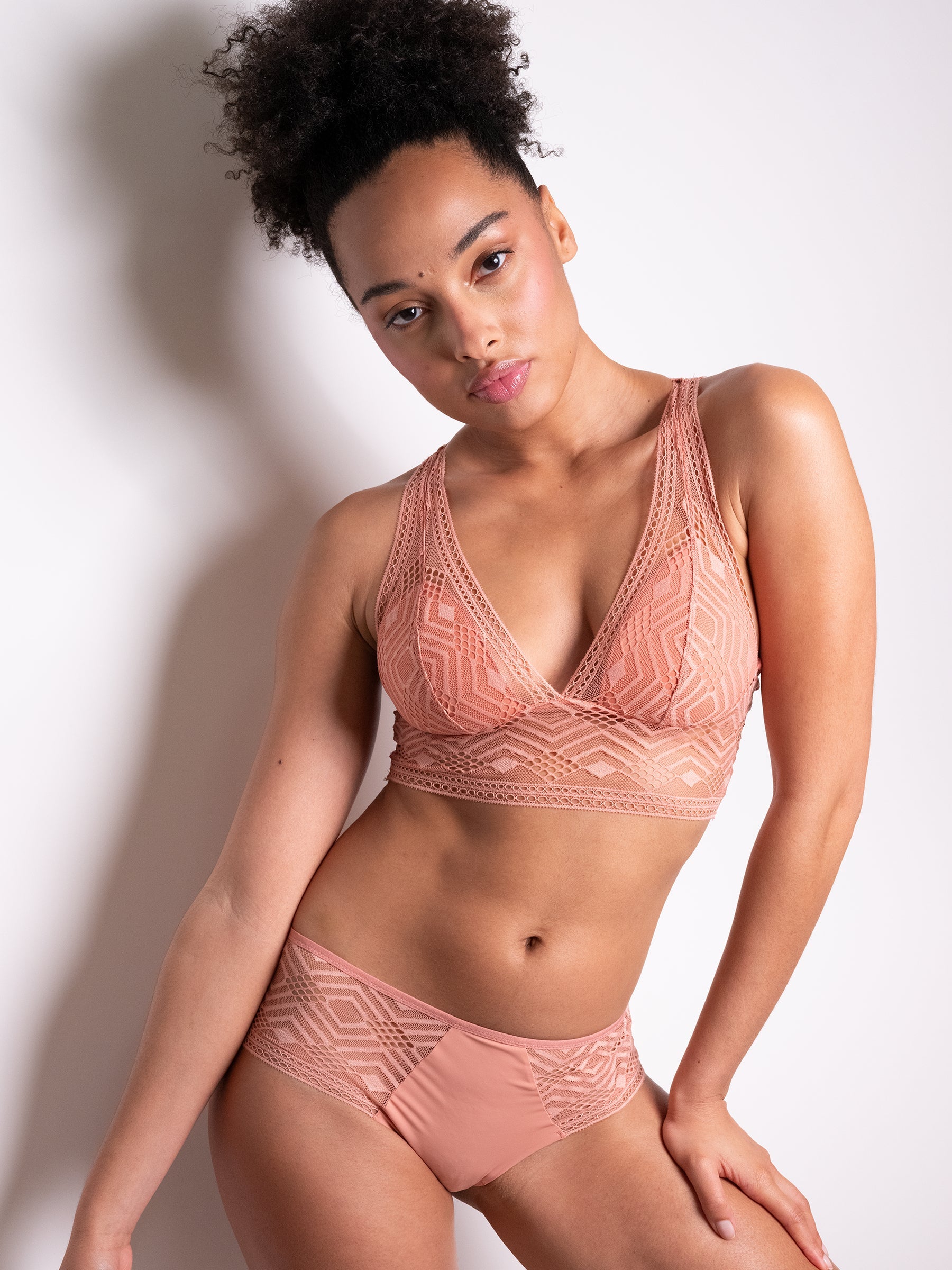 s/files/1/0855/3857/0537/files/0T612_0366_S5.jpg?v=1766461432