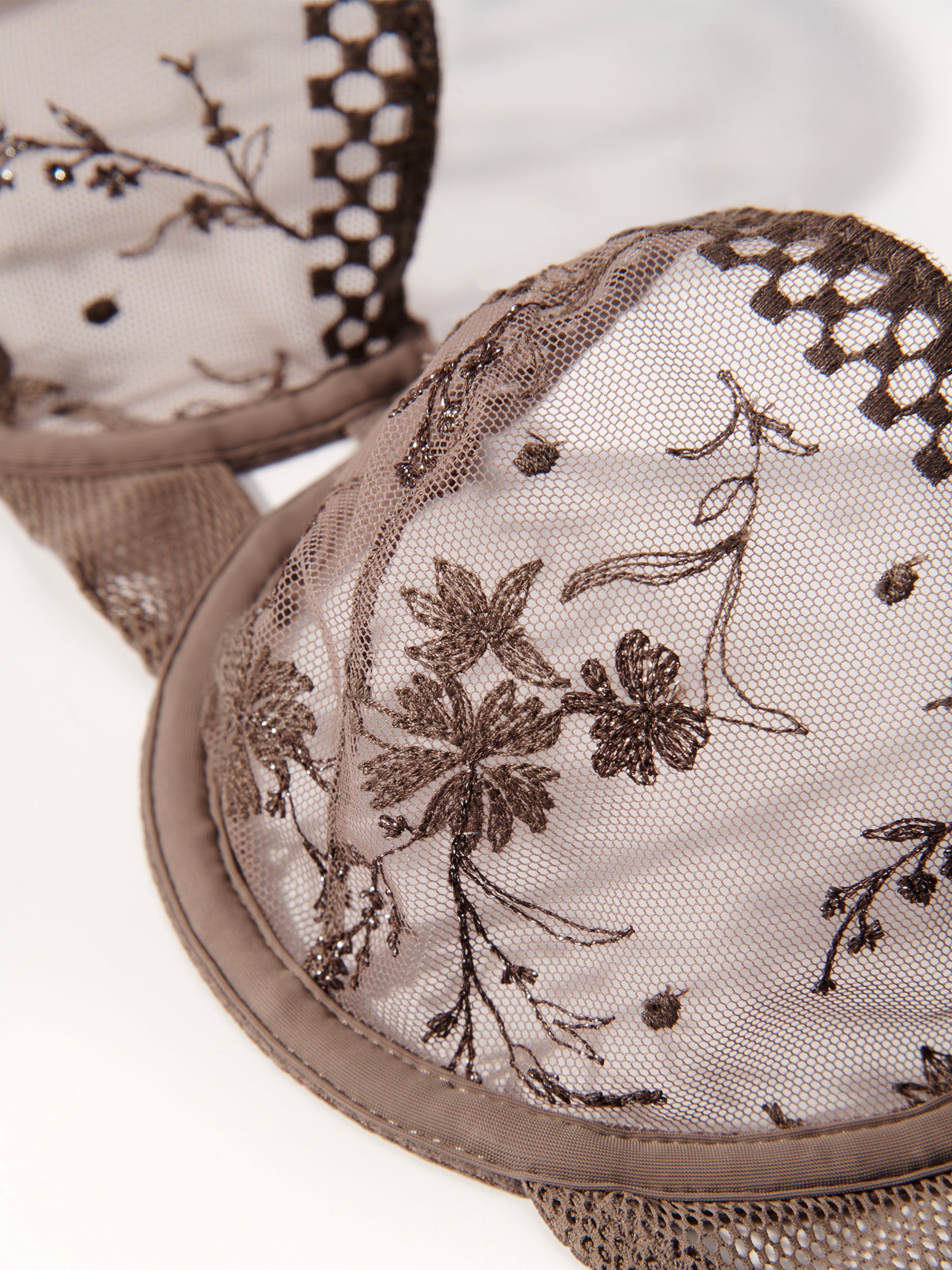 s/files/1/0855/3857/0537/files/0T705_0682_P8.jpg?v=1771907930