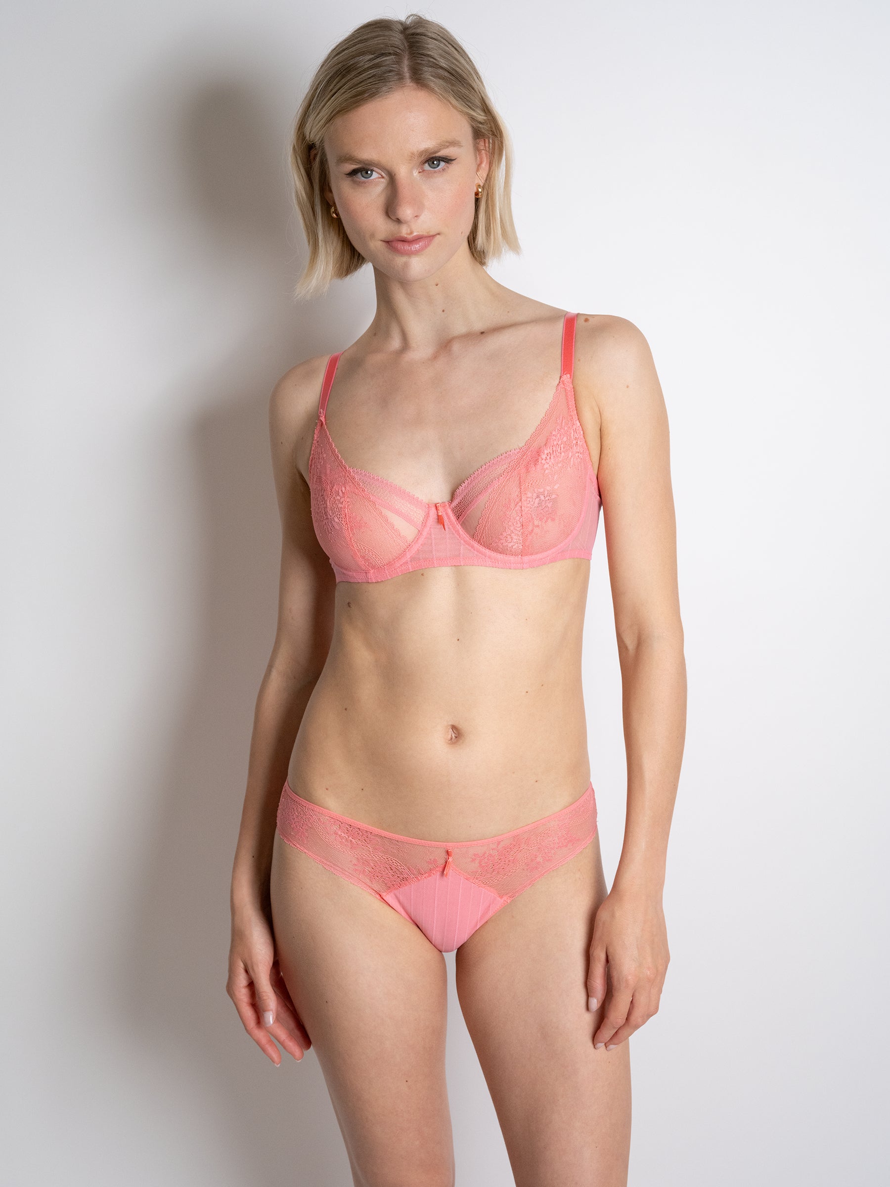 s/files/1/0855/3857/0537/files/0T709_0308_S5.jpg?v=1766982096