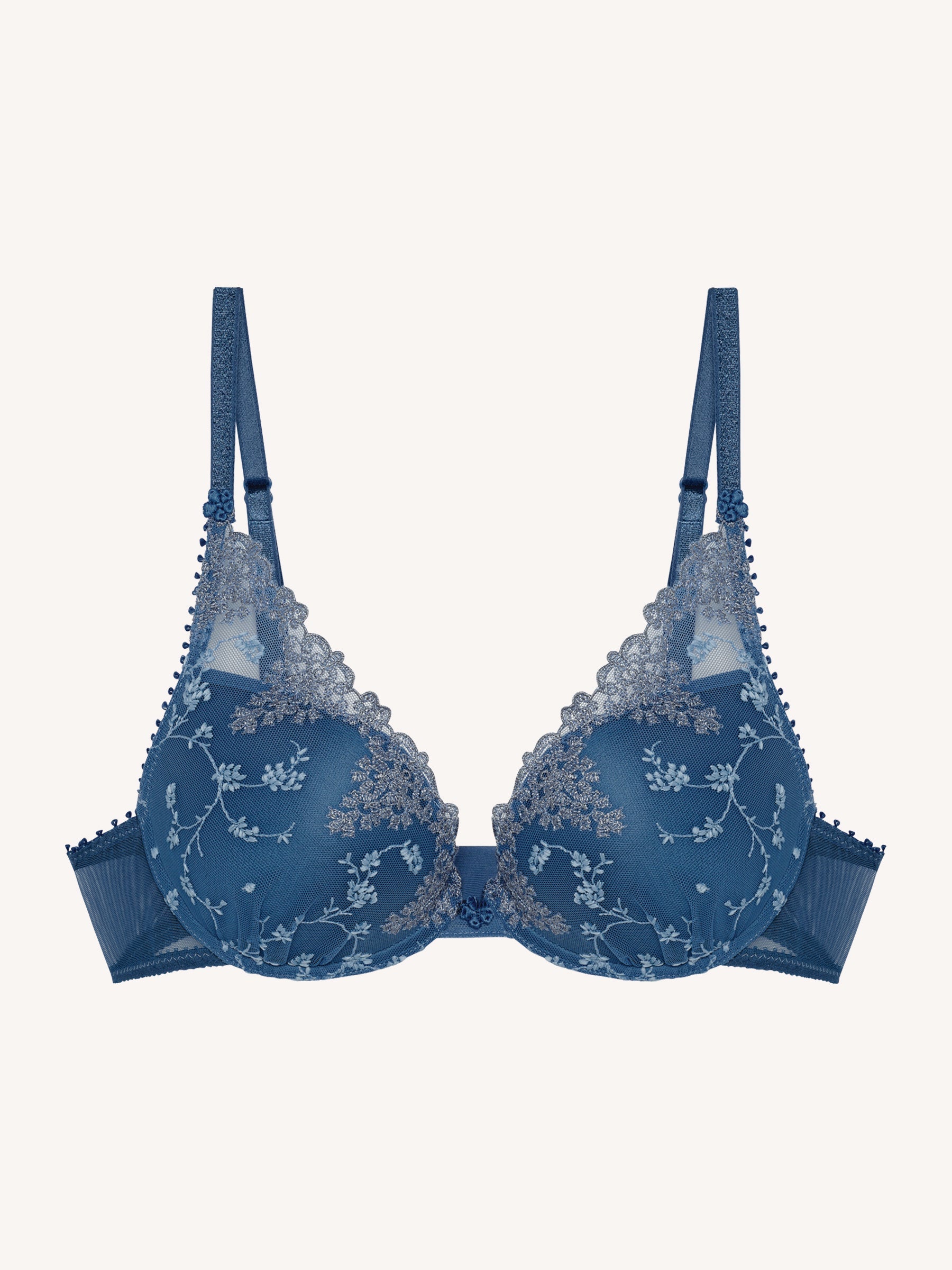 s/files/1/0855/3857/0537/files/0T801_0586_S7.jpg?v=1767070710