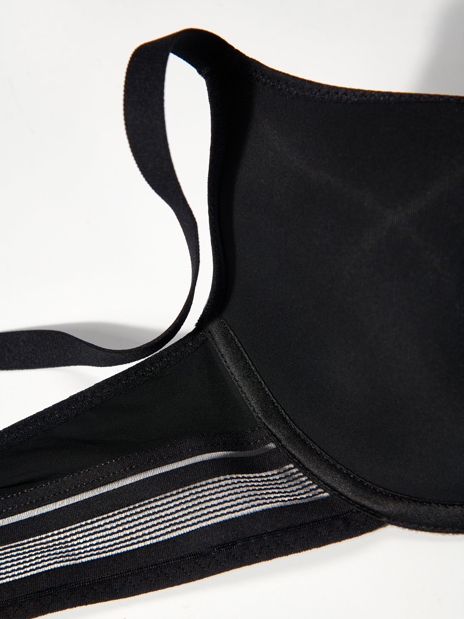 s/files/1/0855/3857/0537/files/0T908_0007_S8.jpg?v=1766981157