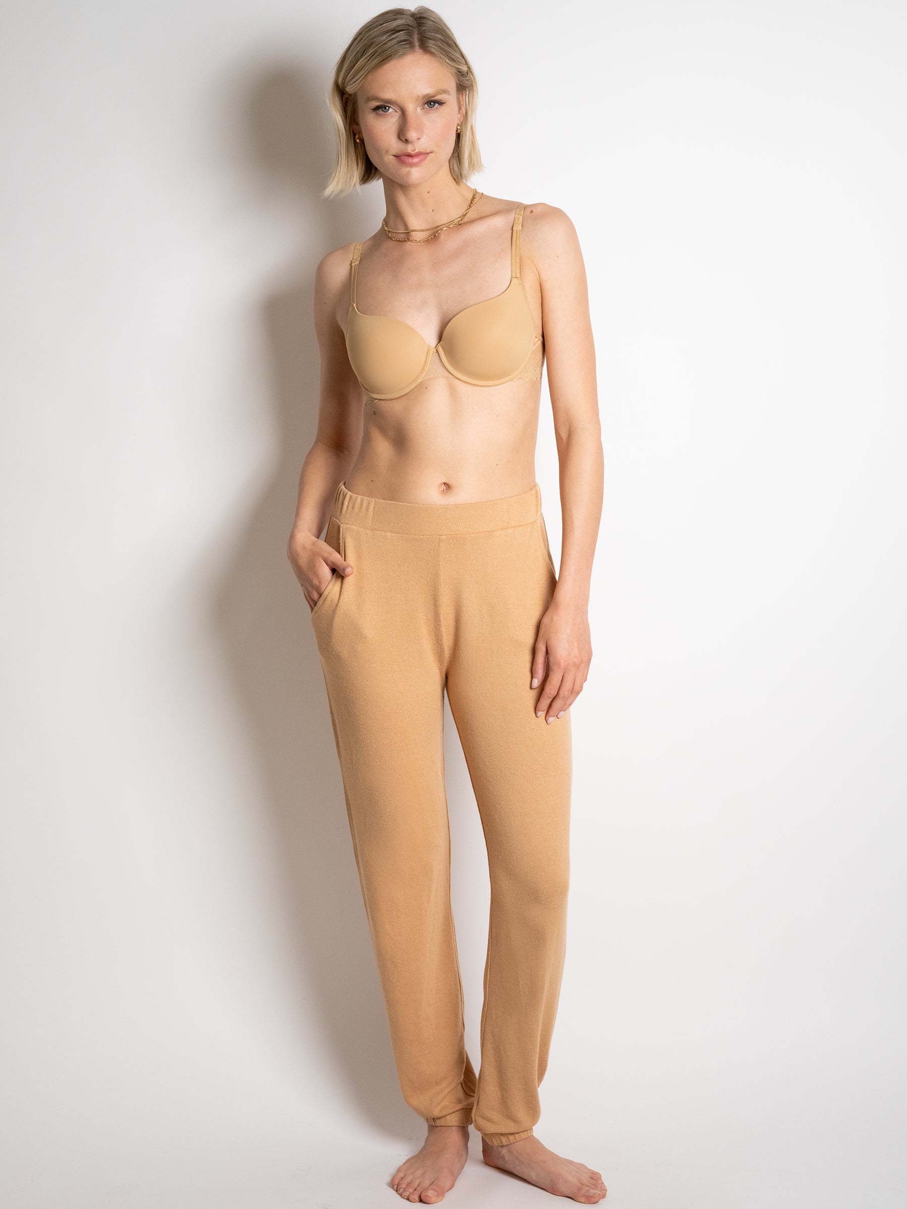 s/files/1/0855/3857/0537/files/0T910_0074_S1.jpg?v=1766289025