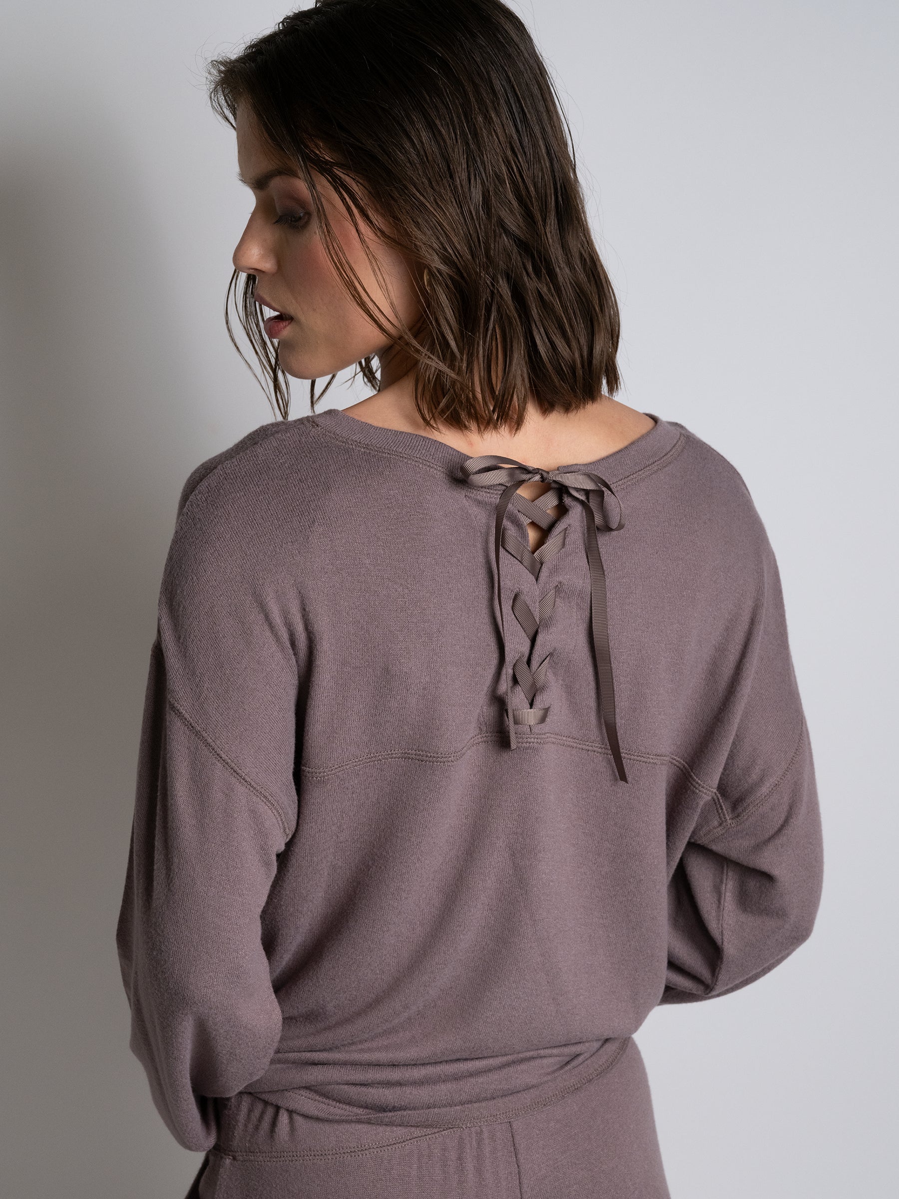 s/files/1/0855/3857/0537/files/0TH00_0682_S3.jpg?v=1767854071