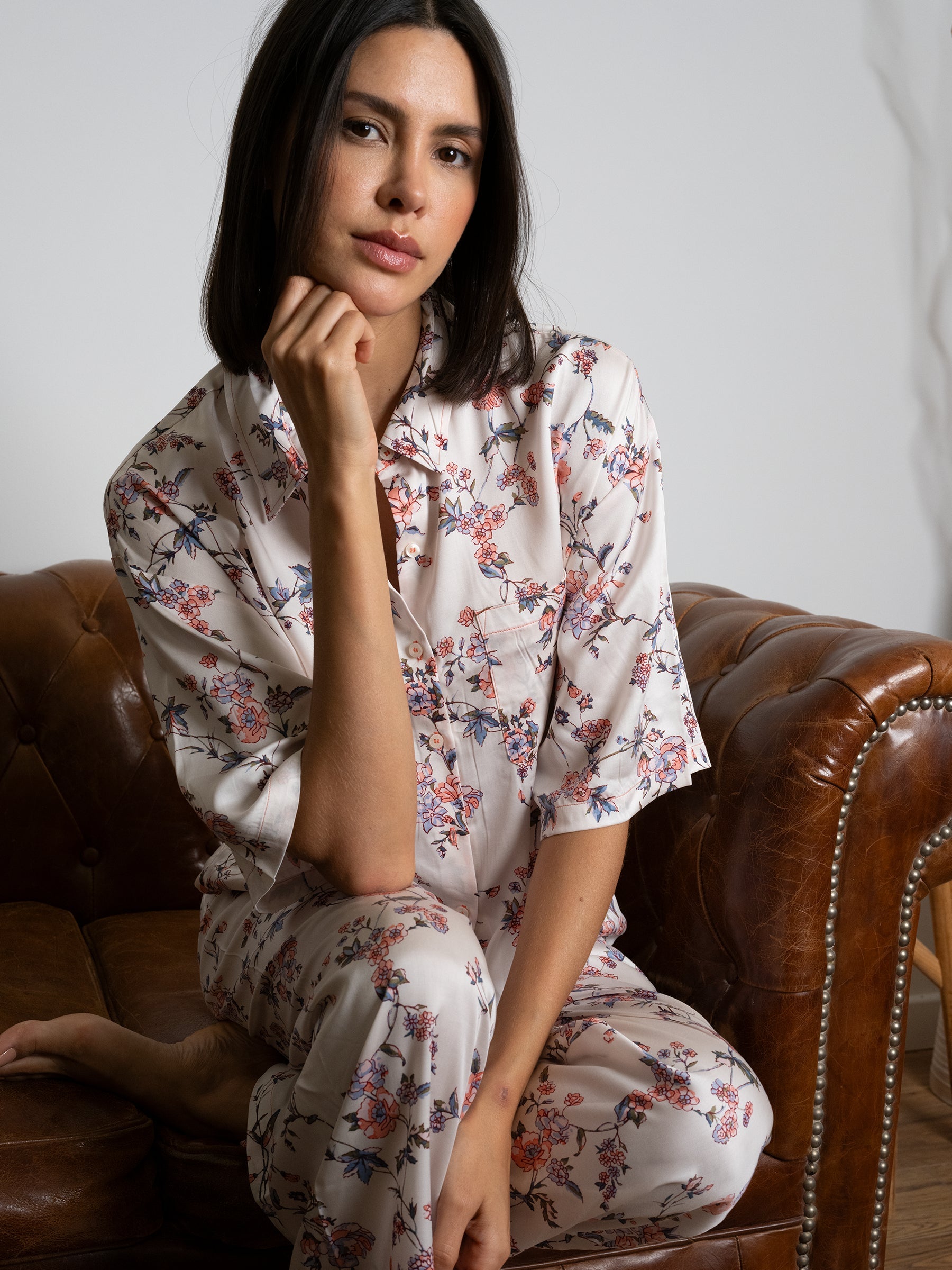 s/files/1/0855/3857/0537/files/0TH08_0204_S1.jpg?v=1766558276