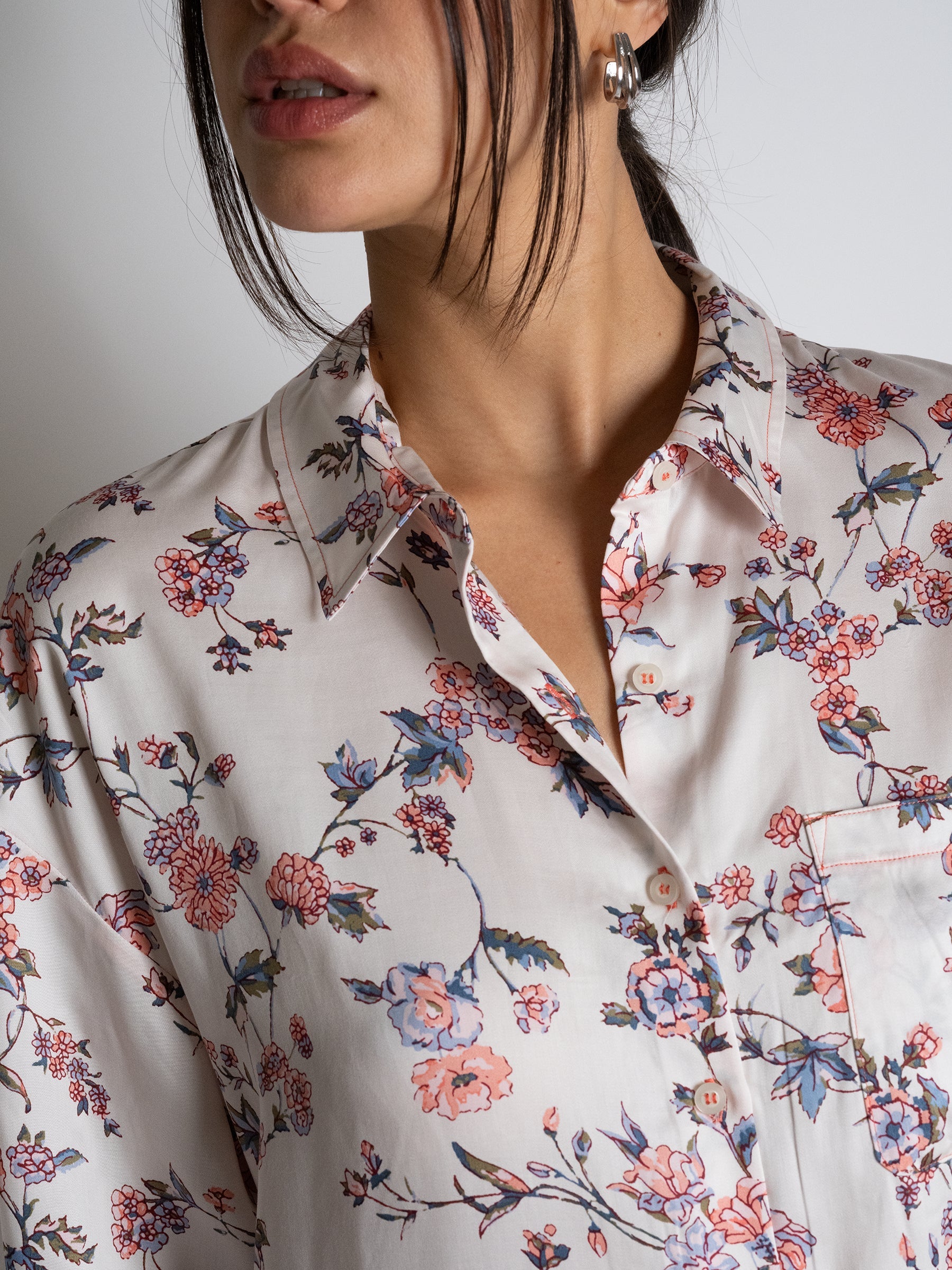 s/files/1/0855/3857/0537/files/0TH08_0204_S4.jpg?v=1766298236