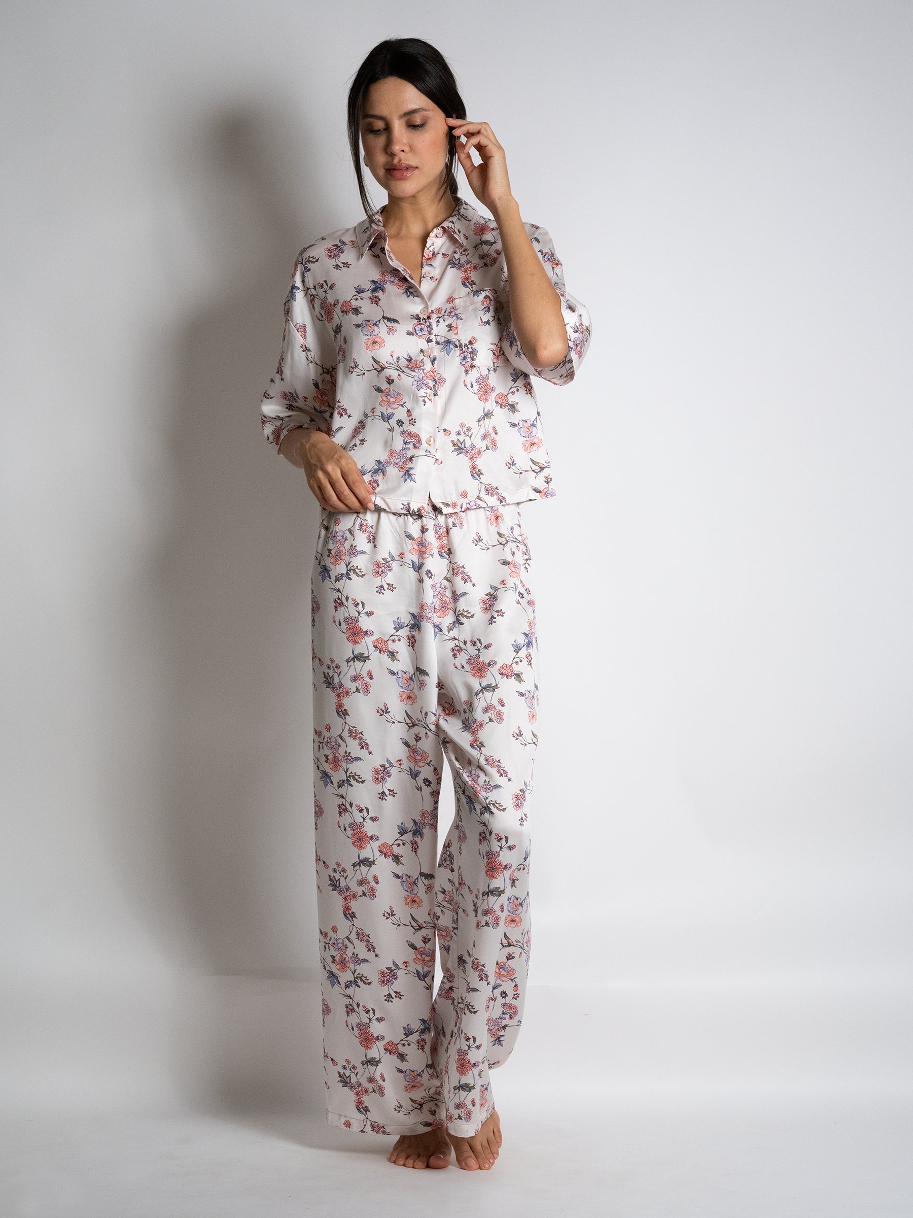 s/files/1/0855/3857/0537/files/0TH08_0204_S5.jpg?v=1767854188