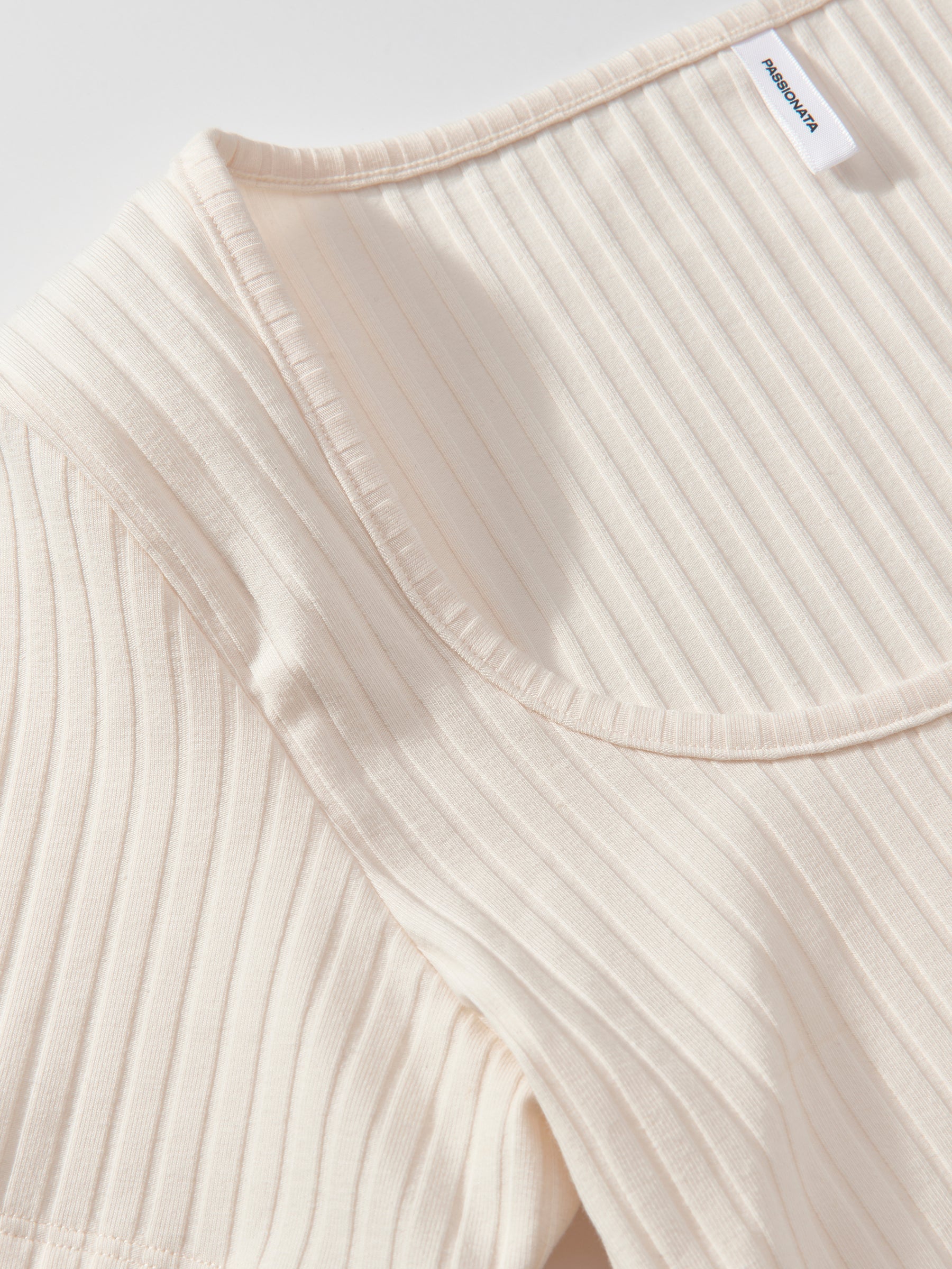 s/files/1/0855/3857/0537/files/0TH31_0027_S8.jpg?v=1767078278