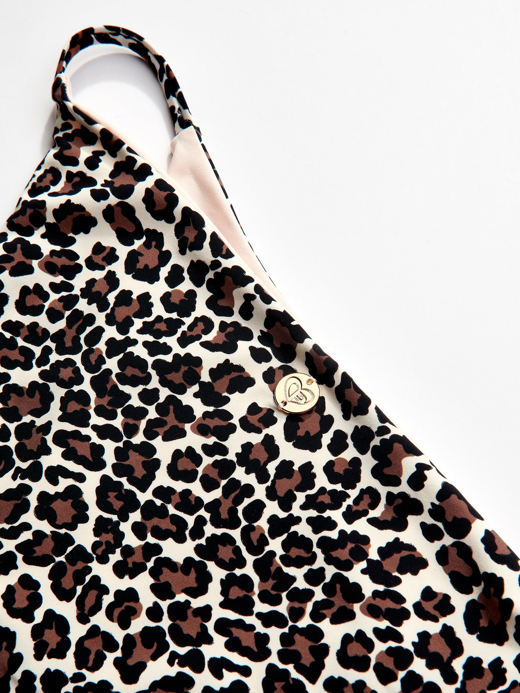 s/files/1/0855/3857/0537/files/0TS41_0201_P8.jpg?v=1771922120