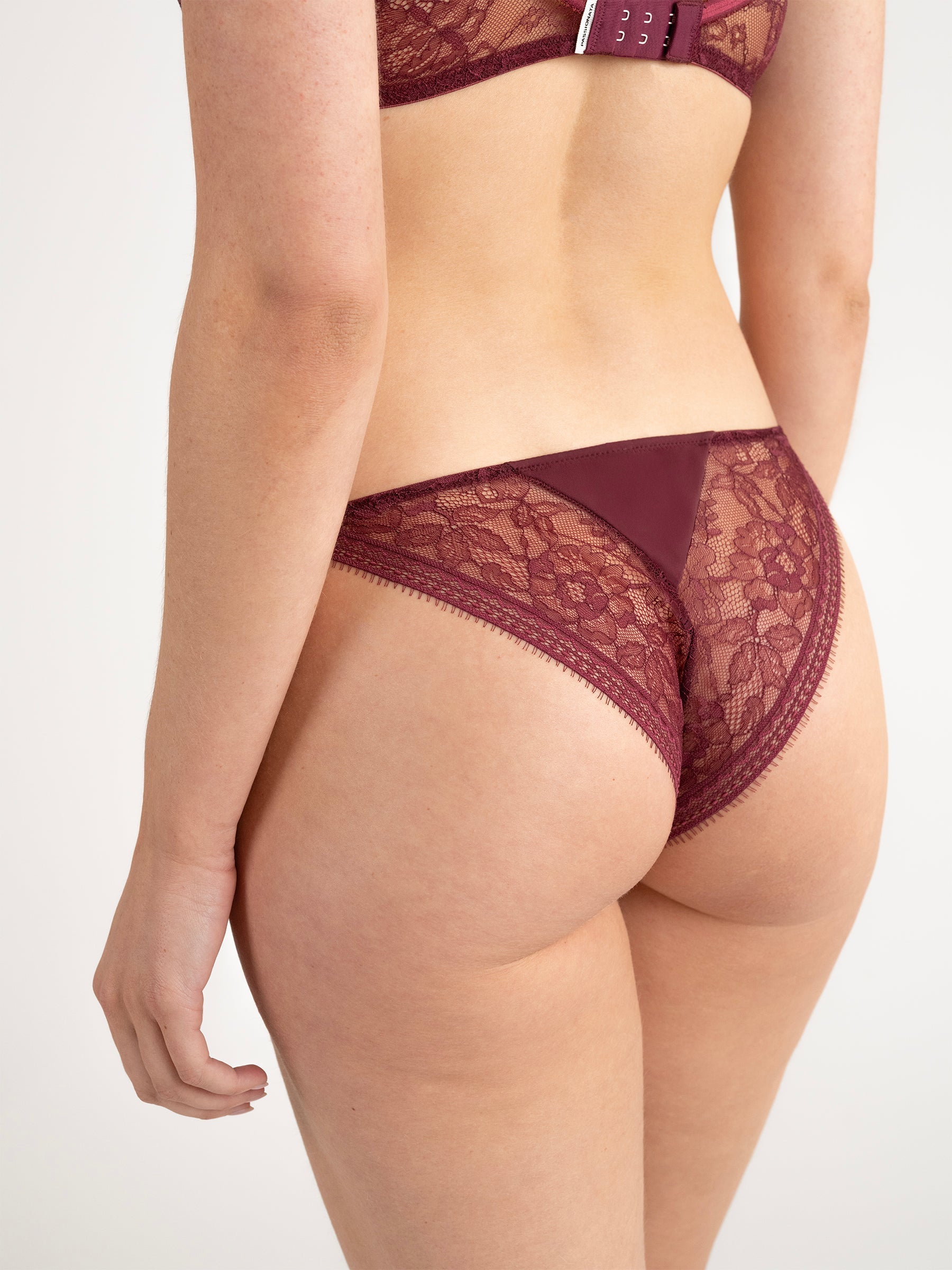 s/files/1/0855/3857/0537/files/0T030_0675_S6.jpg?v=1767077248