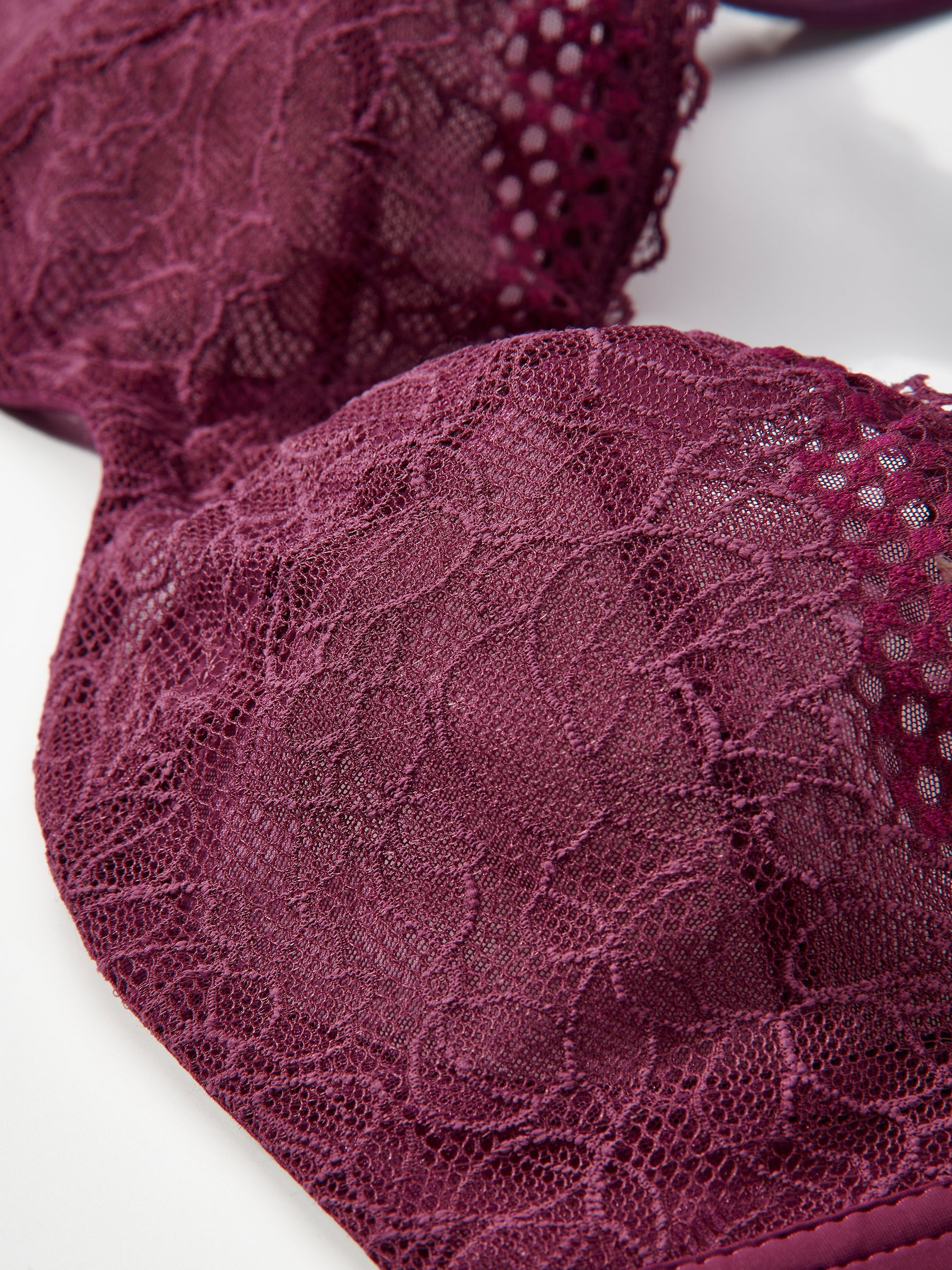 s/files/1/0855/3857/0537/files/0T203_0786_S8.jpg?v=1764345892