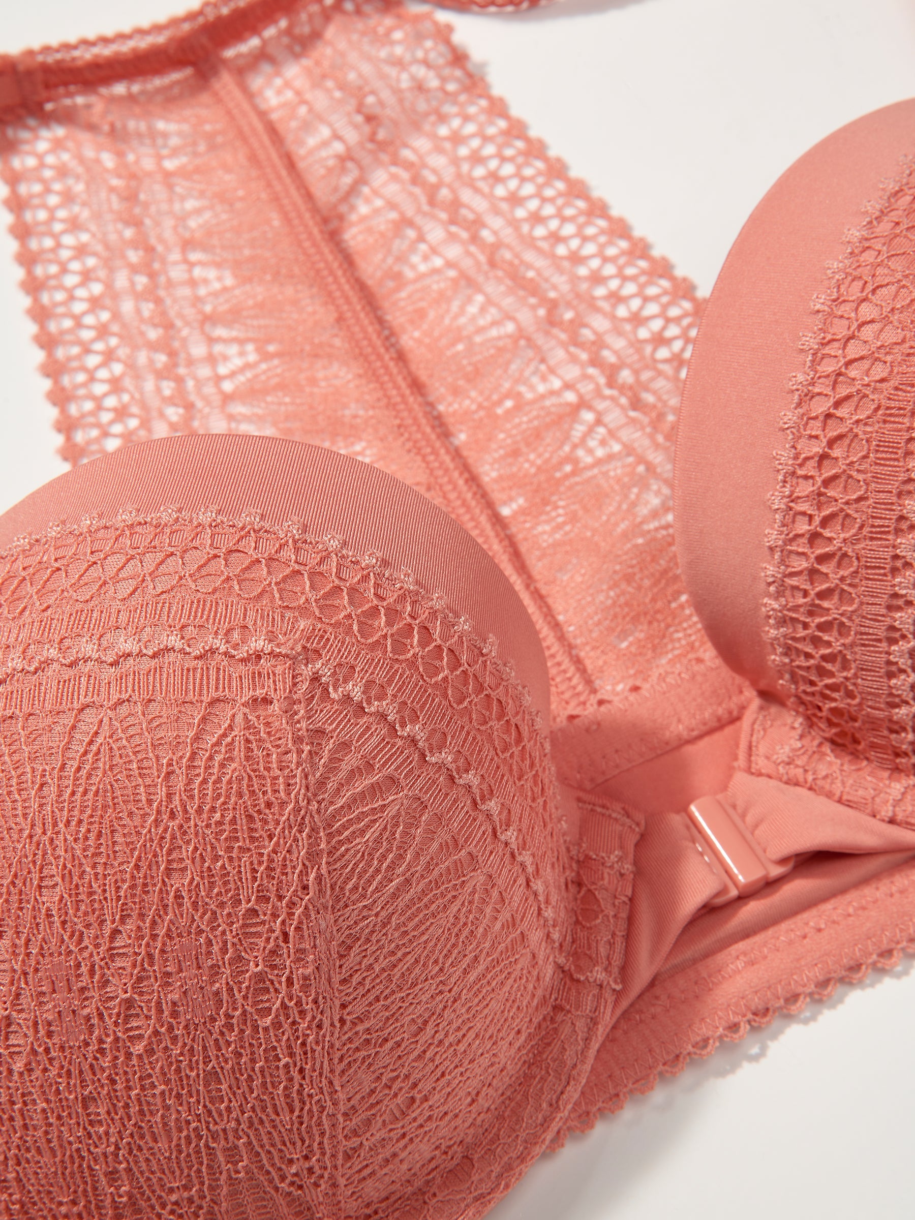 s/files/1/0855/3857/0537/files/0T319_0144_P8.jpg?v=1772434297