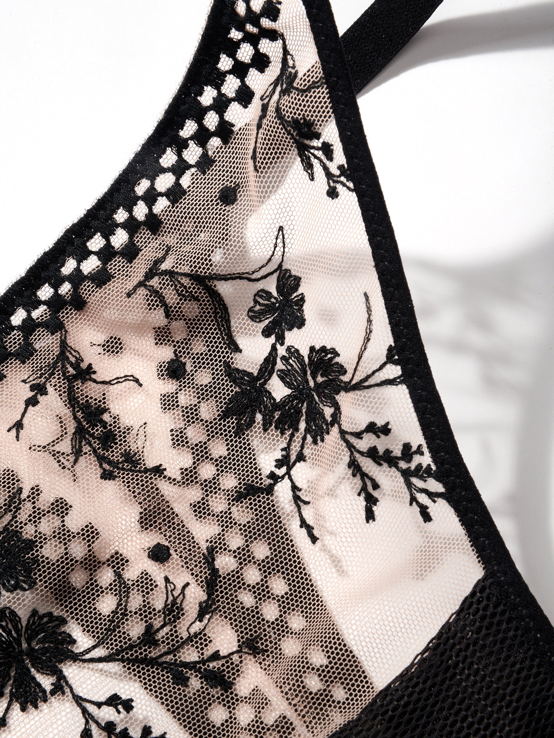 s/files/1/0855/3857/0537/files/0T405_0017_P8.jpg?v=1775351976