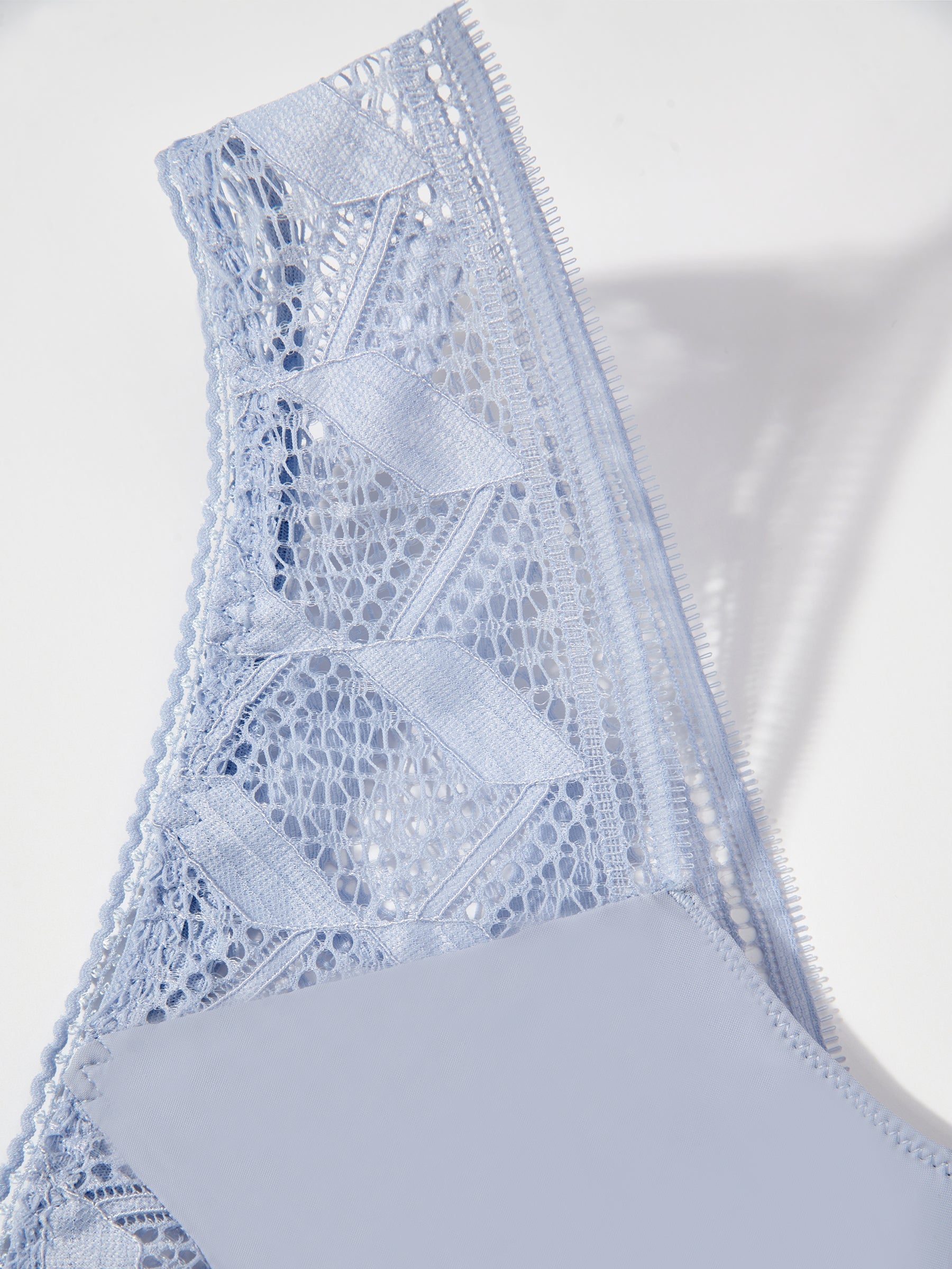 s/files/1/0855/3857/0537/files/0T417_0363_S8.jpg?v=1766261726