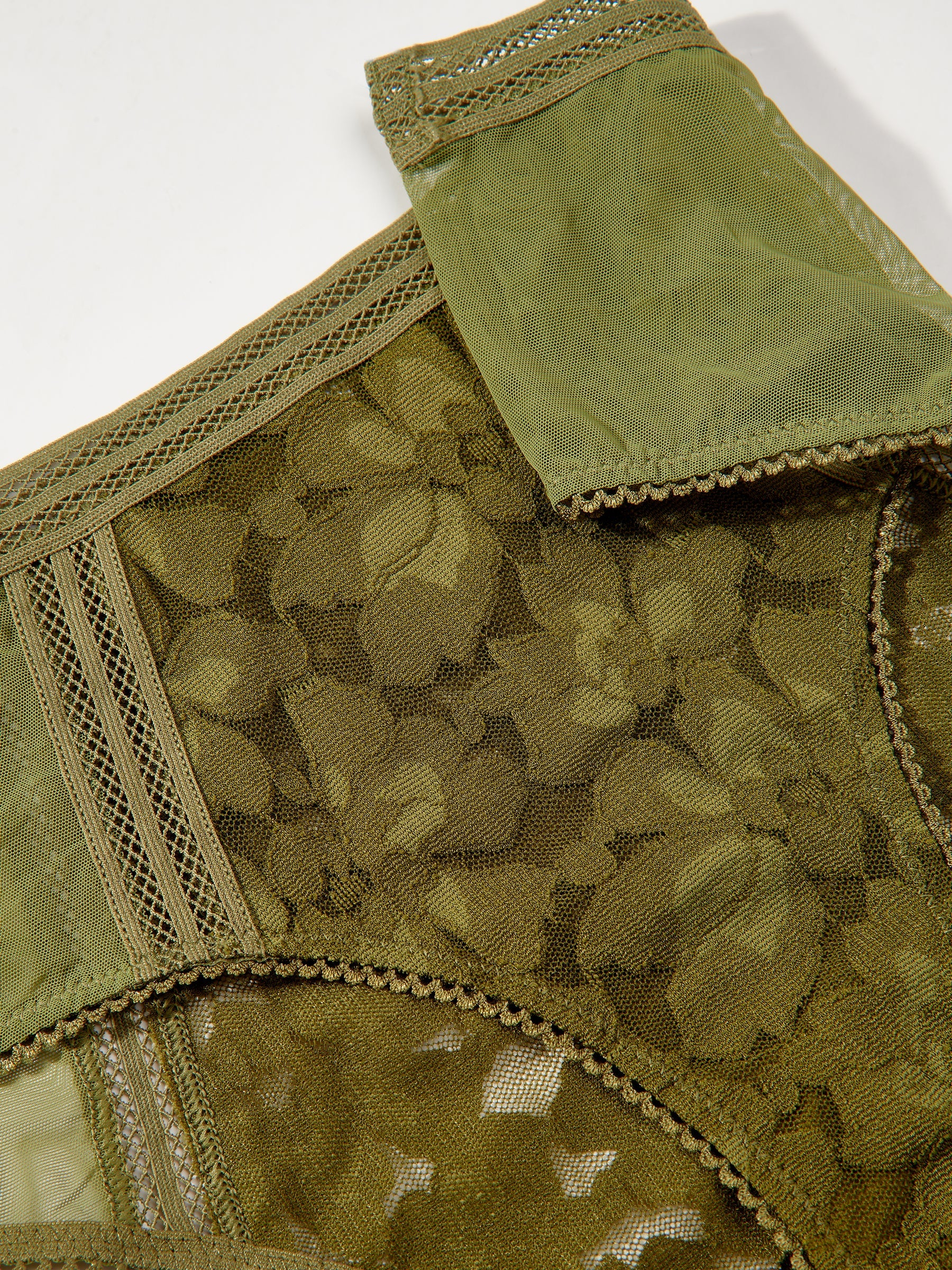 s/files/1/0855/3857/0537/files/0T520_0427_S8.jpg?v=1766985535