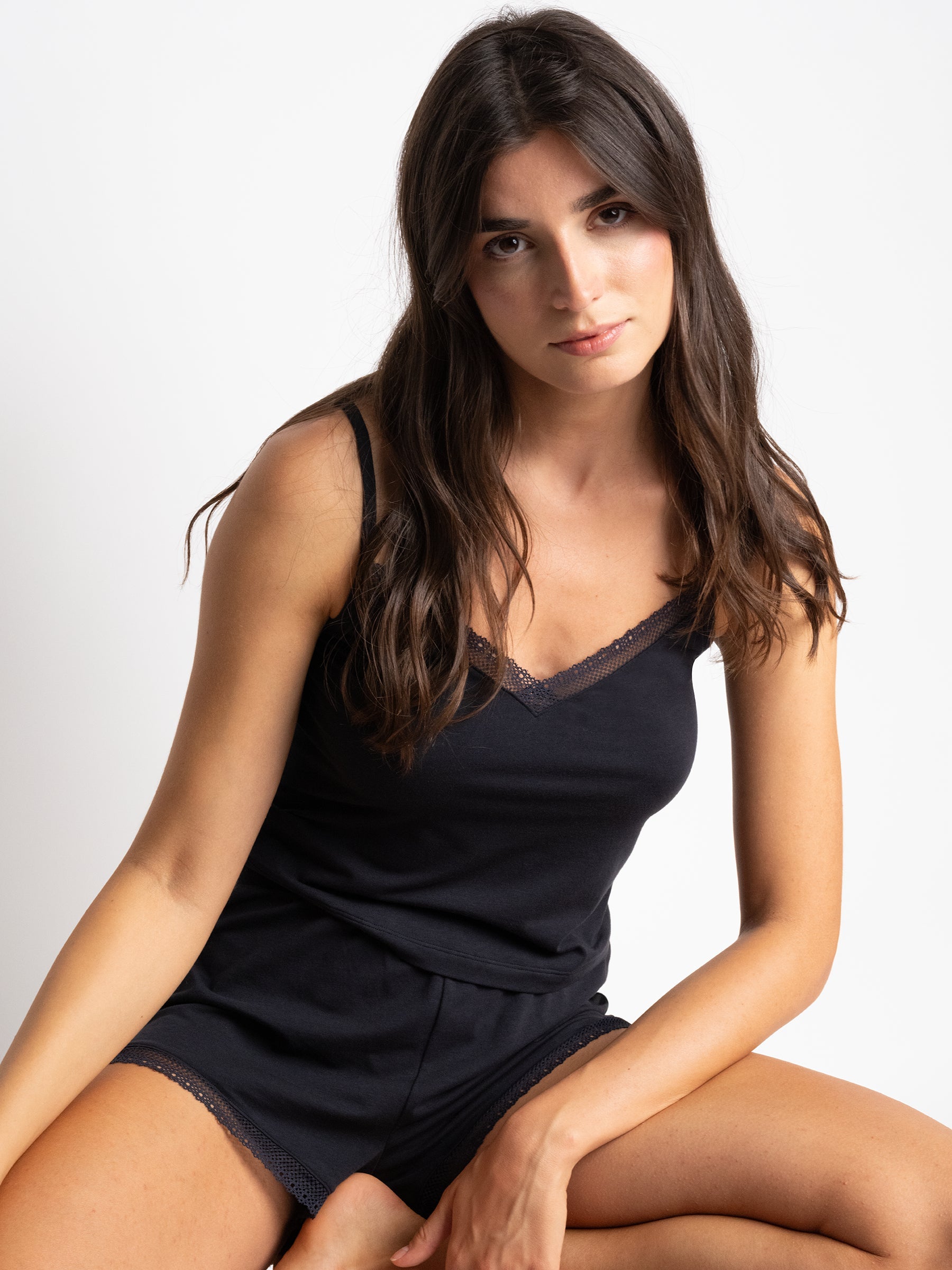 s/files/1/0855/3857/0537/files/0T623_0007_S1.jpg?v=1764593643