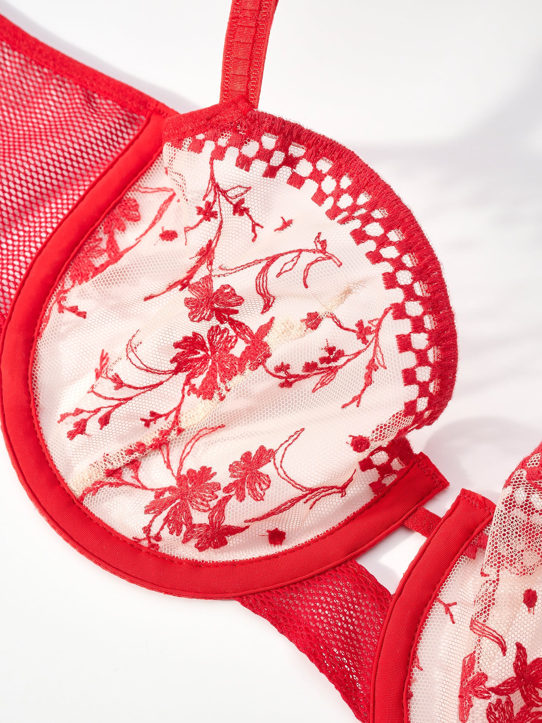 s/files/1/0855/3857/0537/files/0T705_0373_S8.jpg?v=1766216735