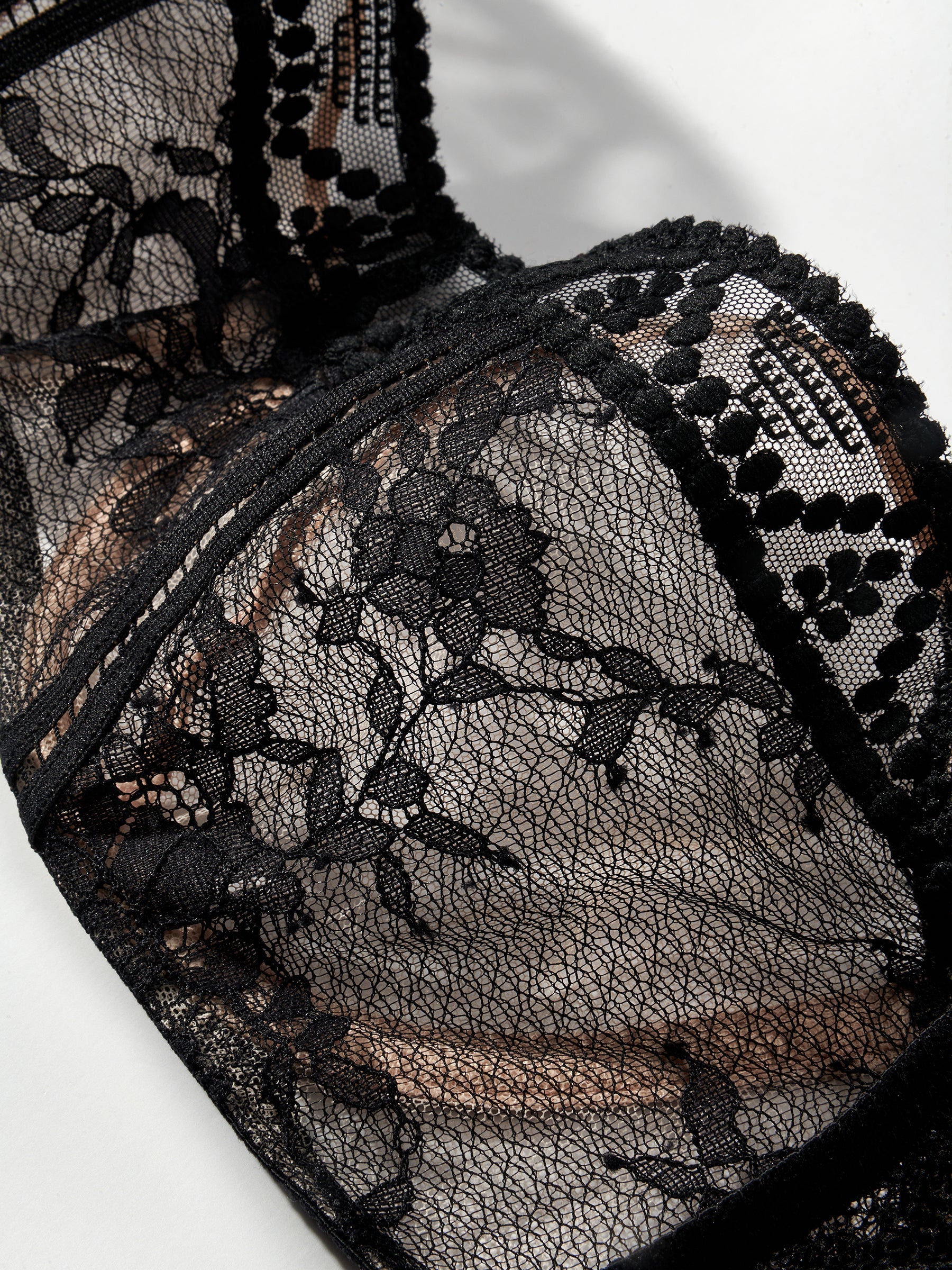 s/files/1/0855/3857/0537/files/0T714_0007_S8.jpg?v=1766551127