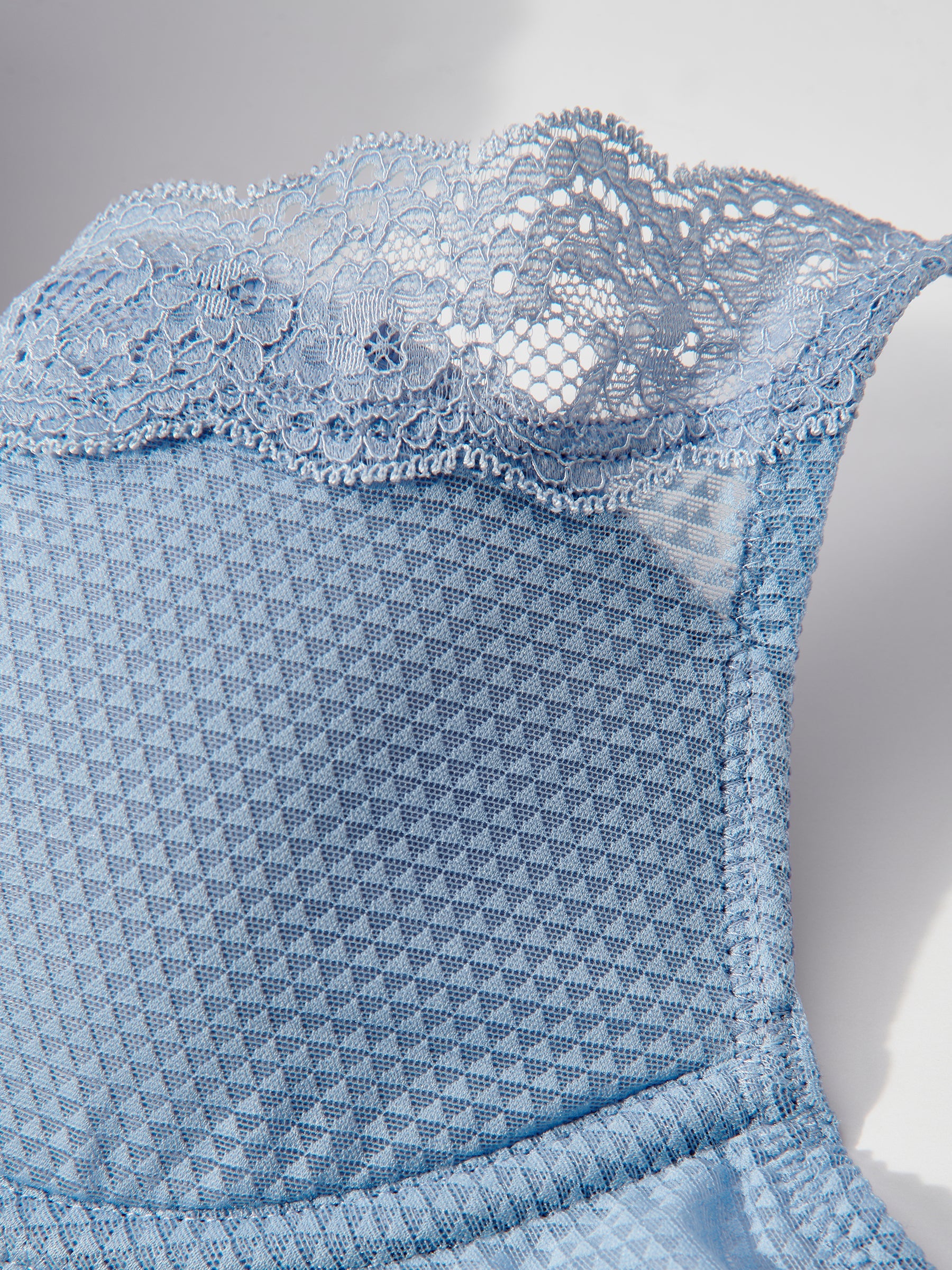 s/files/1/0855/3857/0537/files/0T715_0519_P8.jpg?v=1775047454