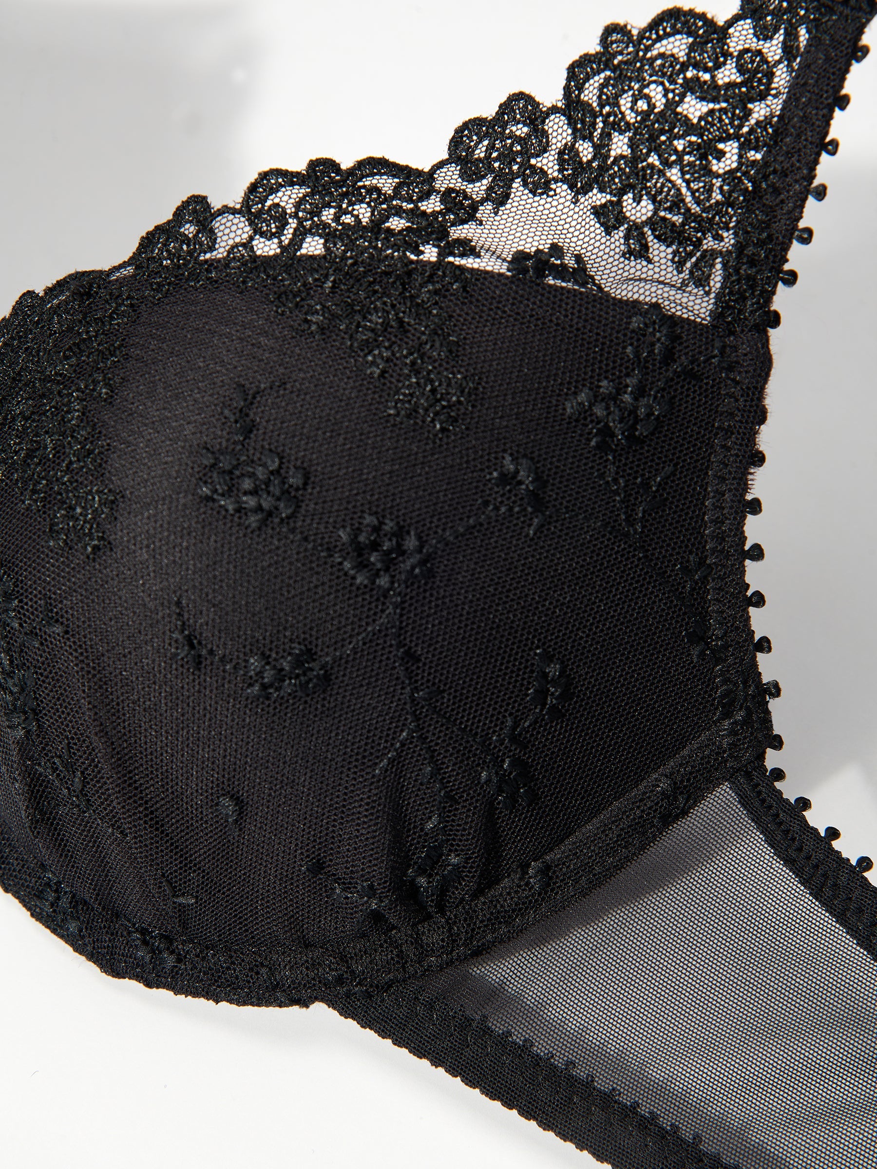 s/files/1/0855/3857/0537/files/0T801_0007_S8.jpg?v=1767847488