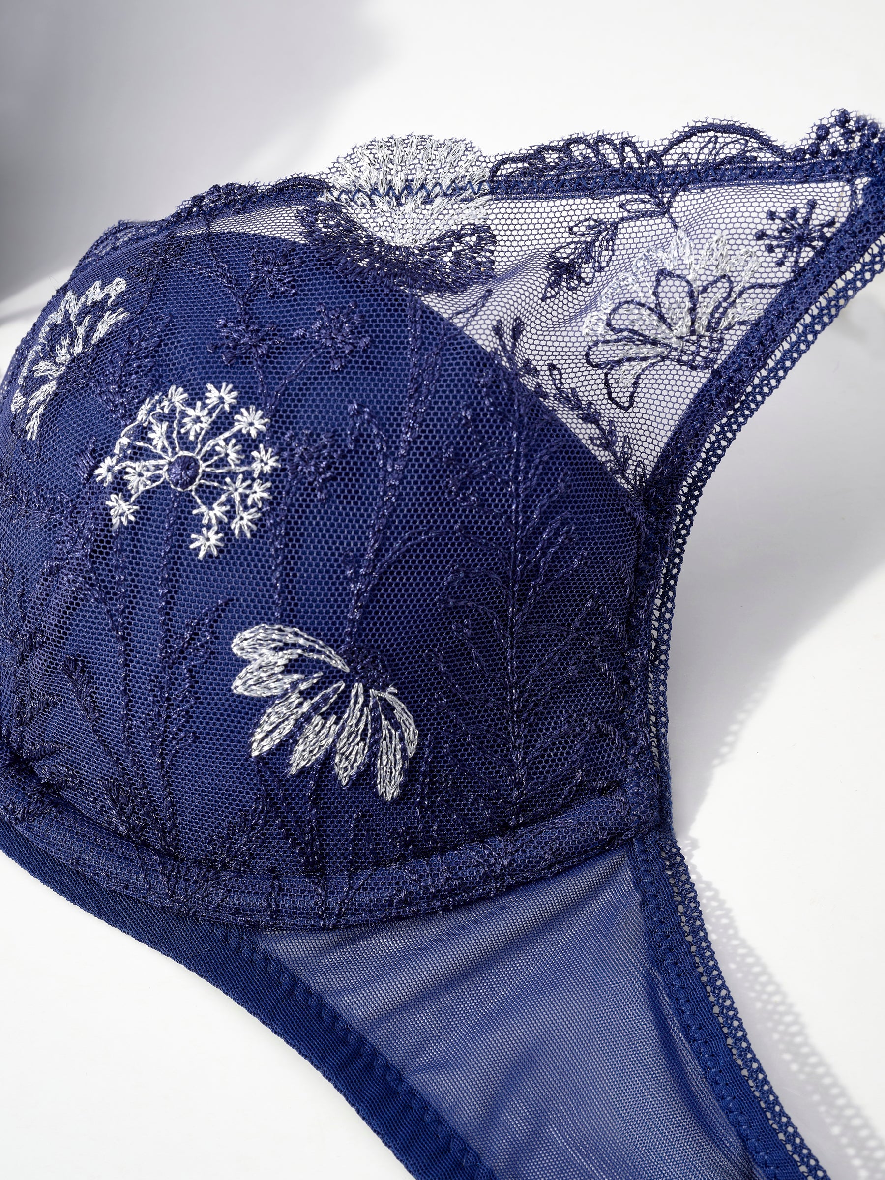 s/files/1/0855/3857/0537/files/0T821_0861_P8.jpg?v=1775050106