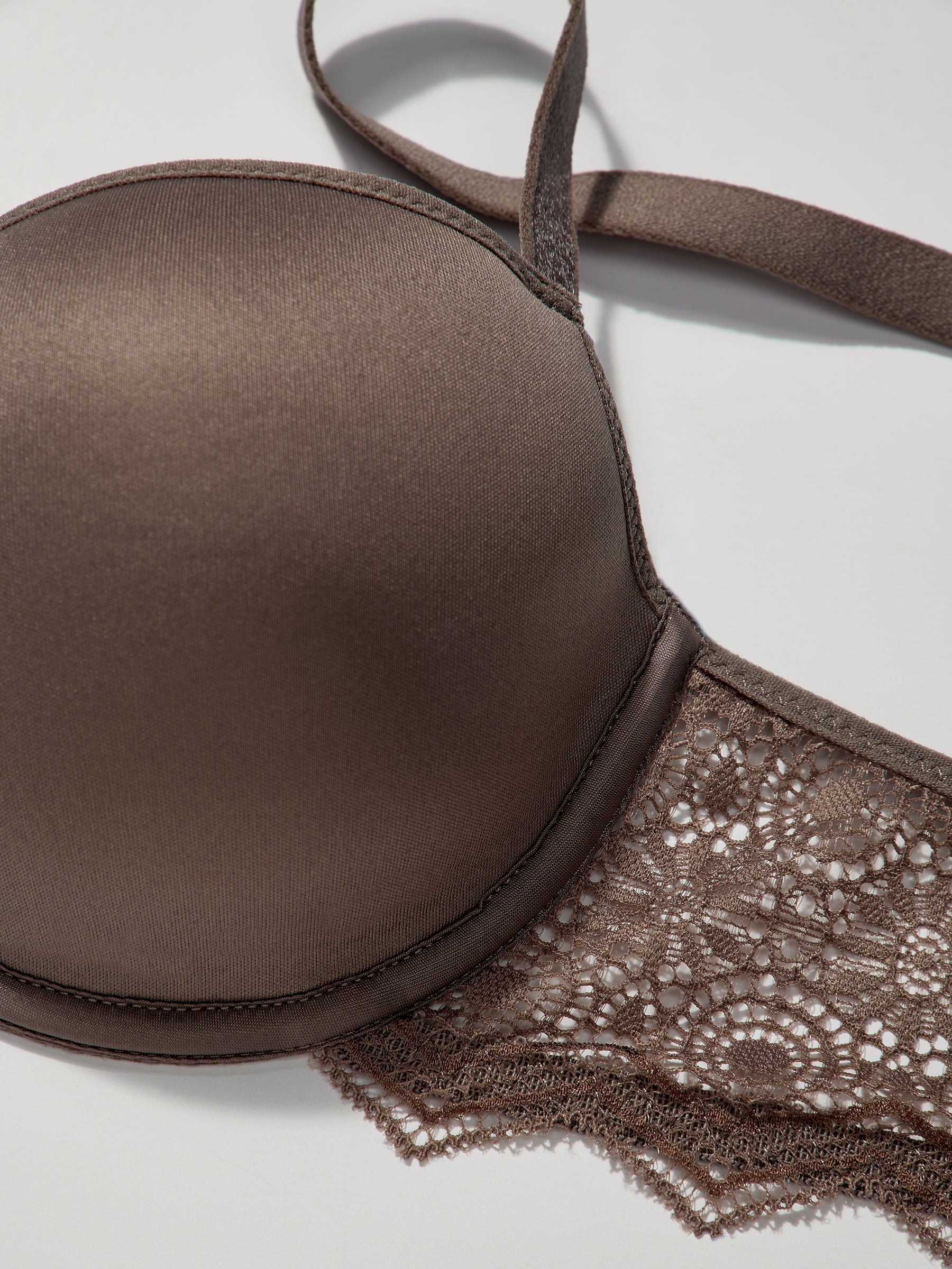 s/files/1/0855/3857/0537/files/0T916_0605_S8.jpg?v=1766265495