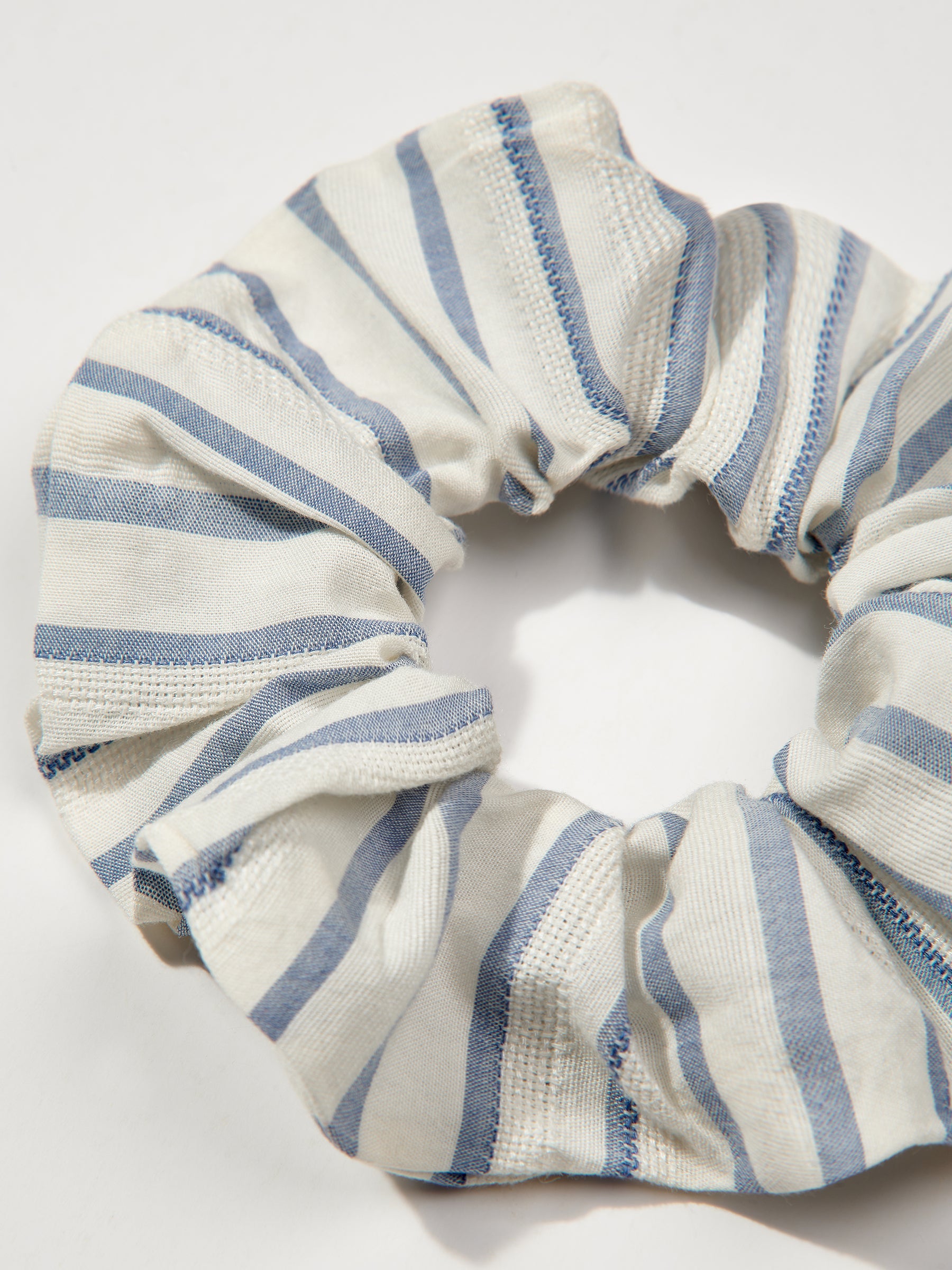 s/files/1/0855/3857/0537/files/0TB14_0500_S8.jpg?v=1767858442