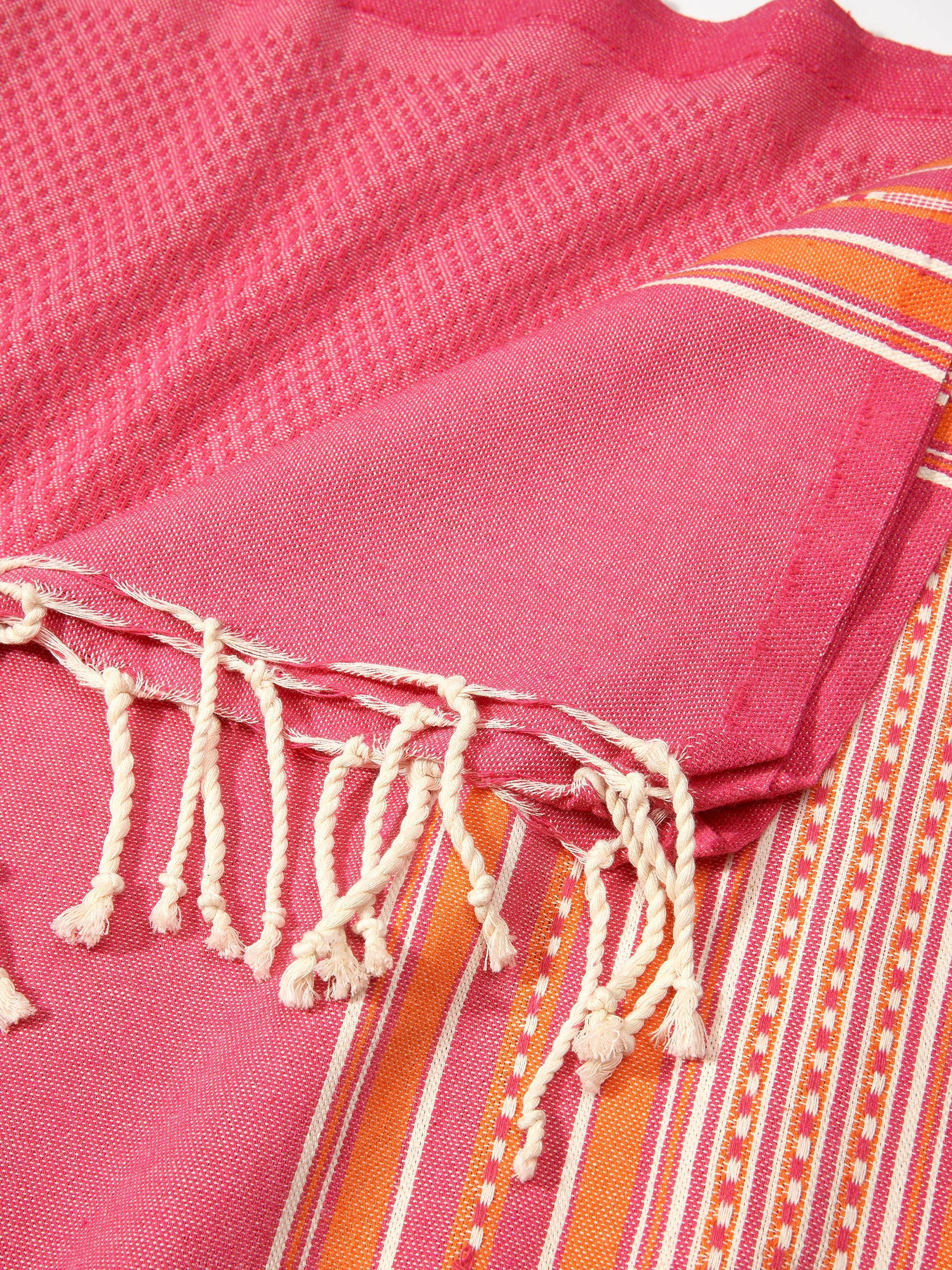 s/files/1/0855/3857/0537/files/0TB16_0802_P8.jpg?v=1772440520