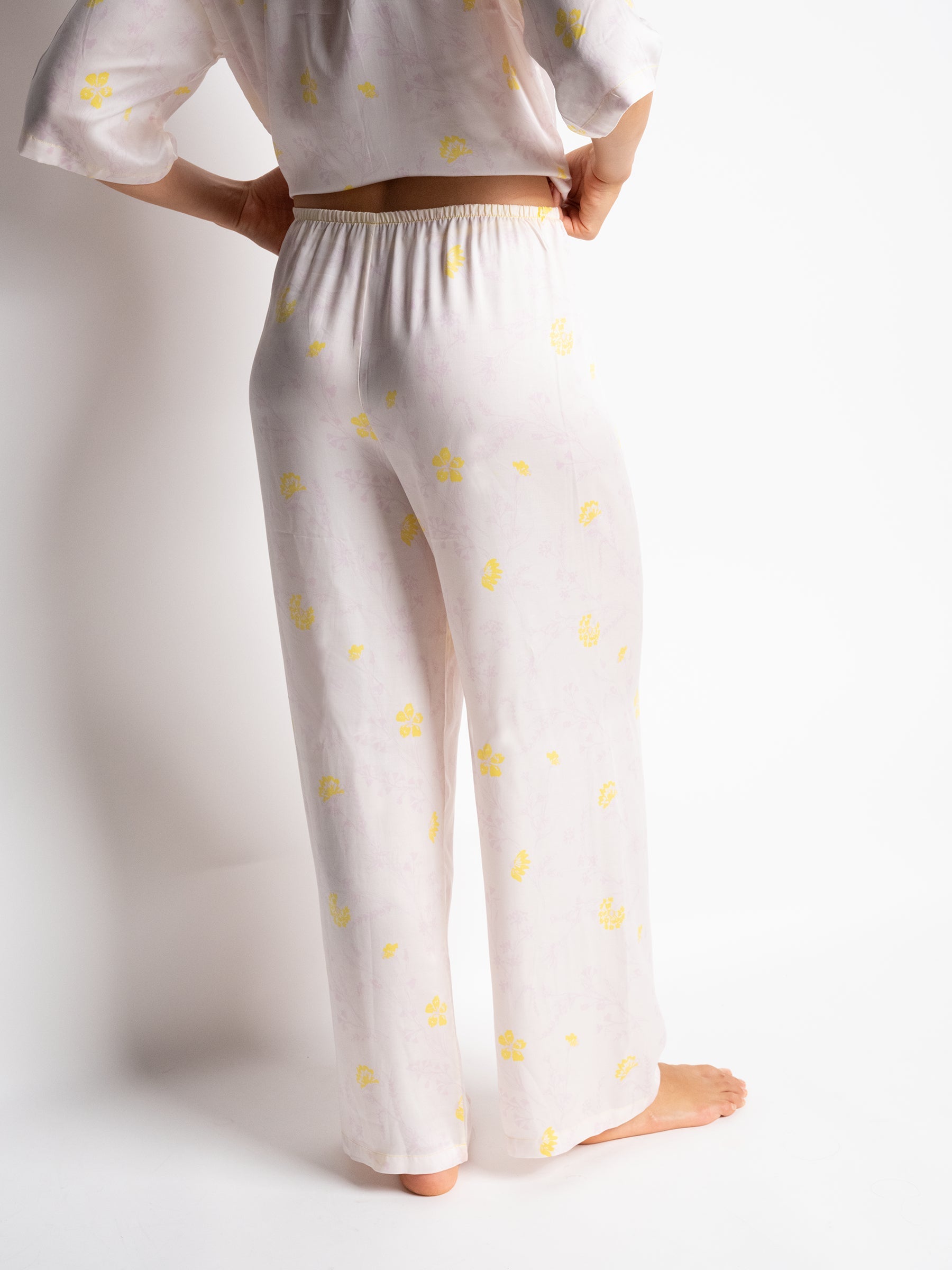 s/files/1/0855/3857/0537/files/0TH09_2456_S3.jpg?v=1766174807