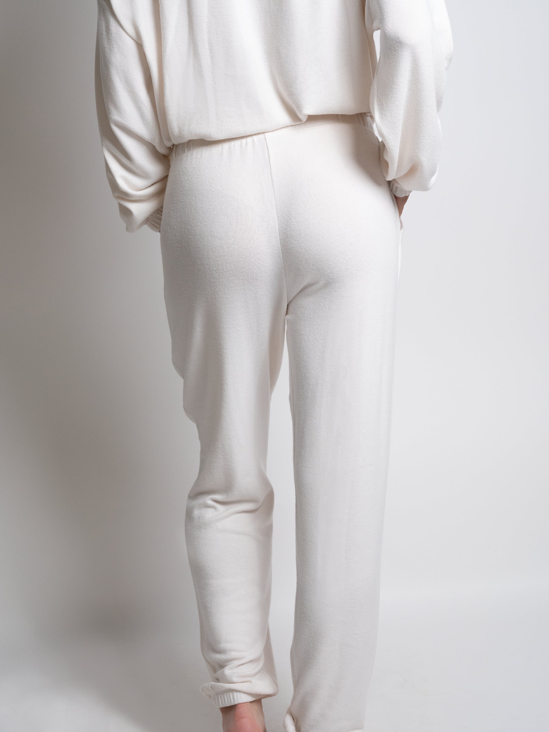 s/files/1/0855/3857/0537/files/0TH11_0026_S6.jpg?v=1767335847