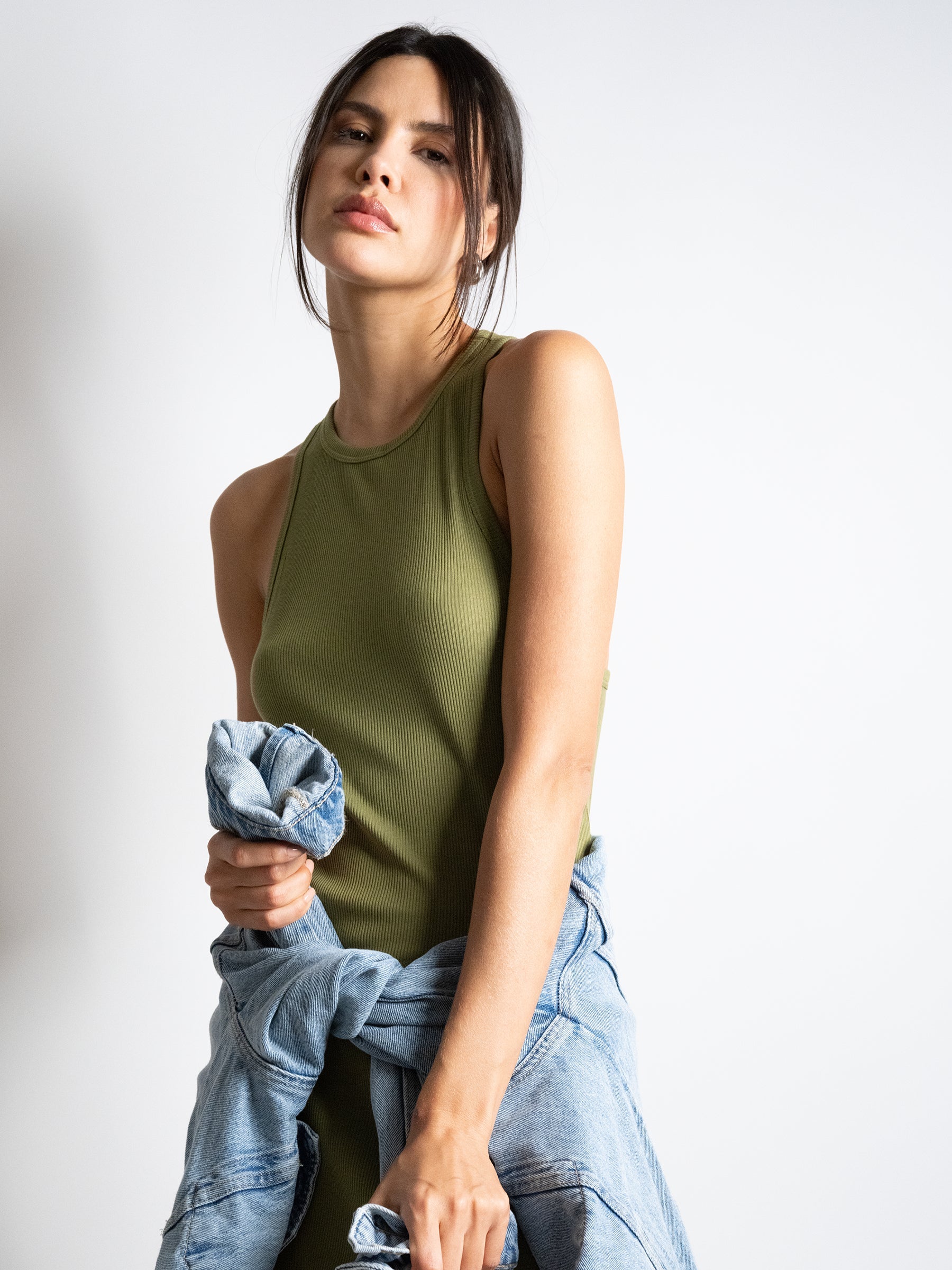 s/files/1/0855/3857/0537/files/0TH27_0427_S2.jpg?v=1766252157