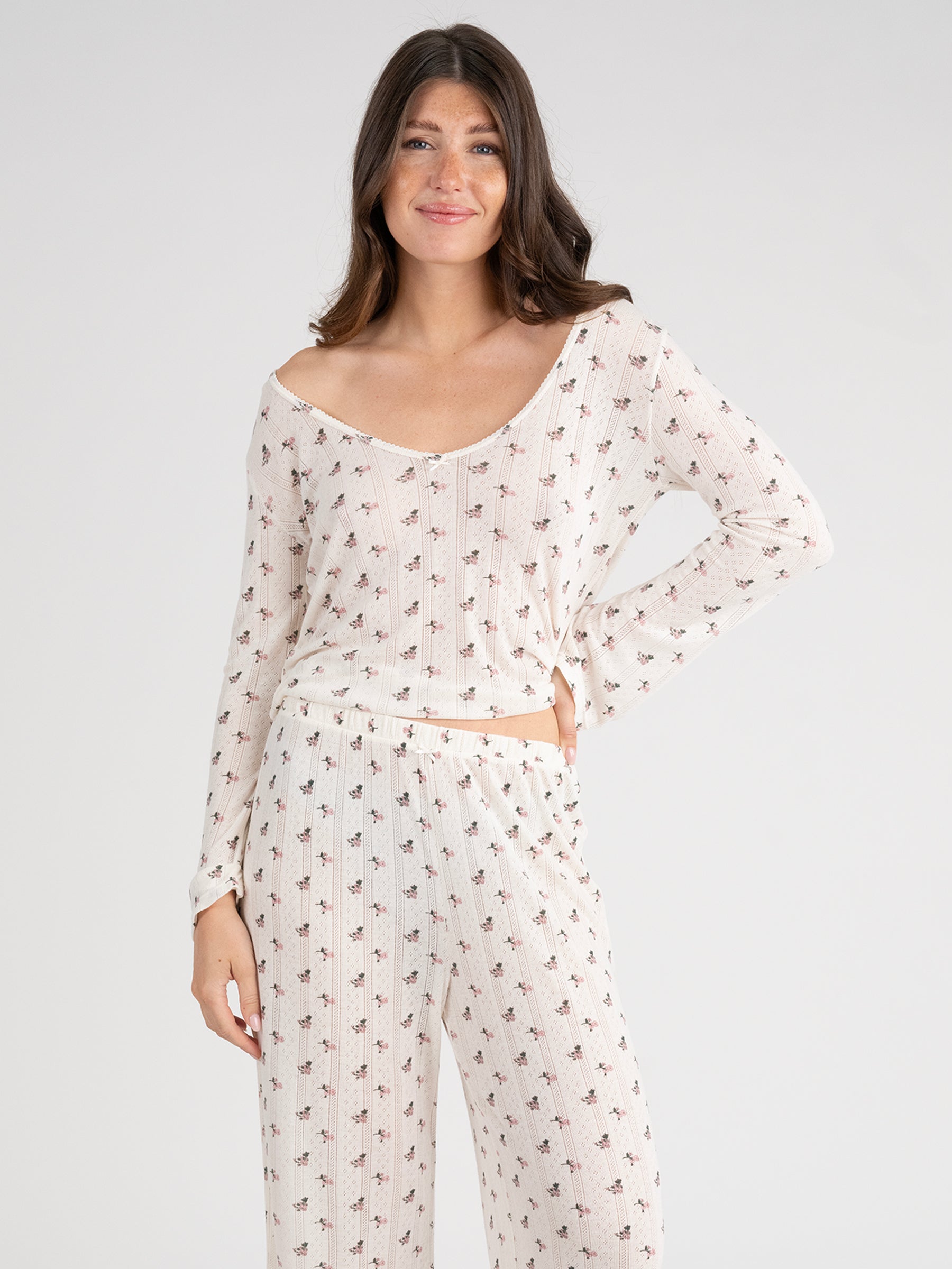 s/files/1/0855/3857/0537/files/0TH48_0702_S2.jpg?v=1767338044